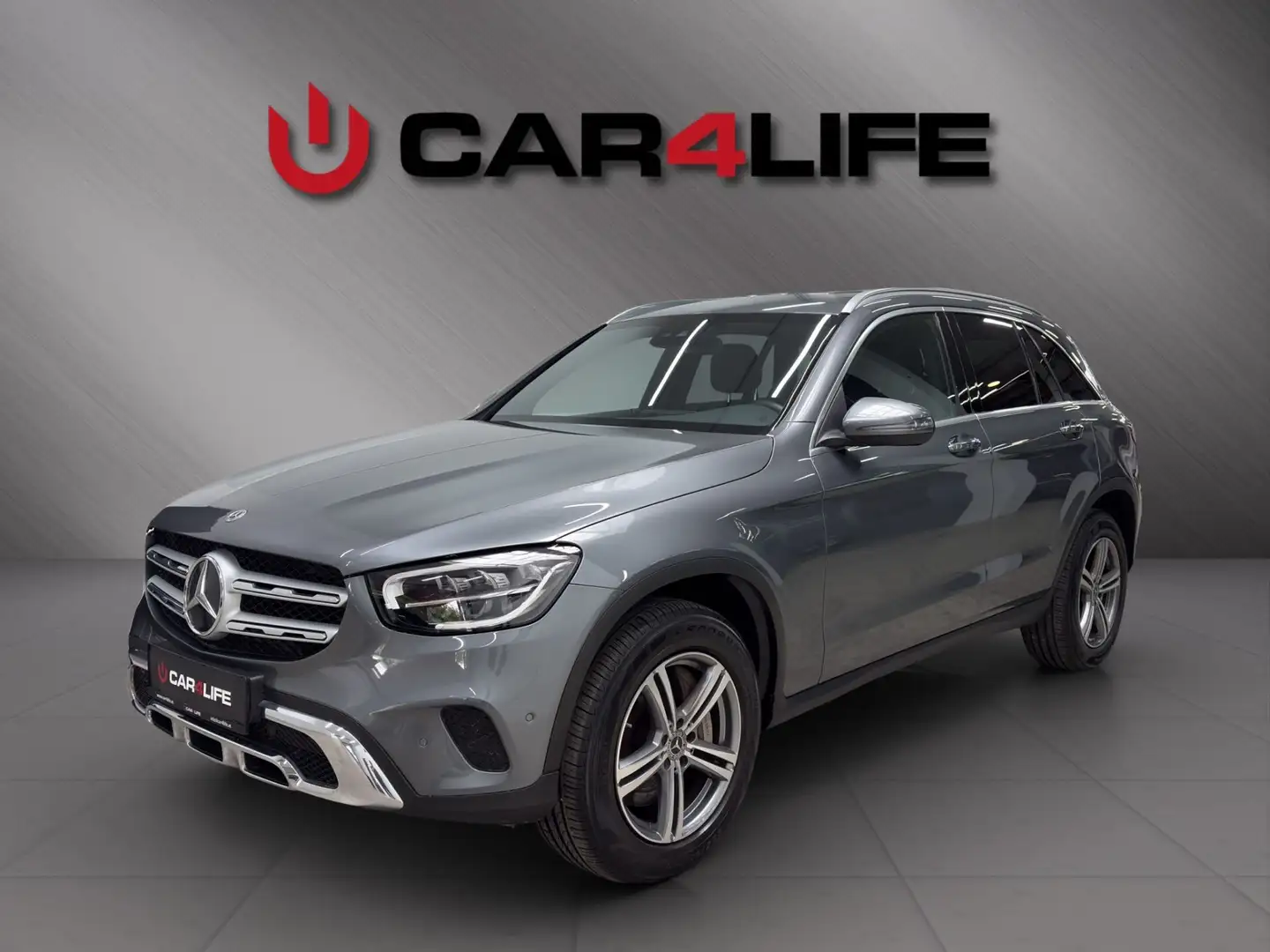 Mercedes-Benz GLC 300 e PHEV 4Matic Grau - 1