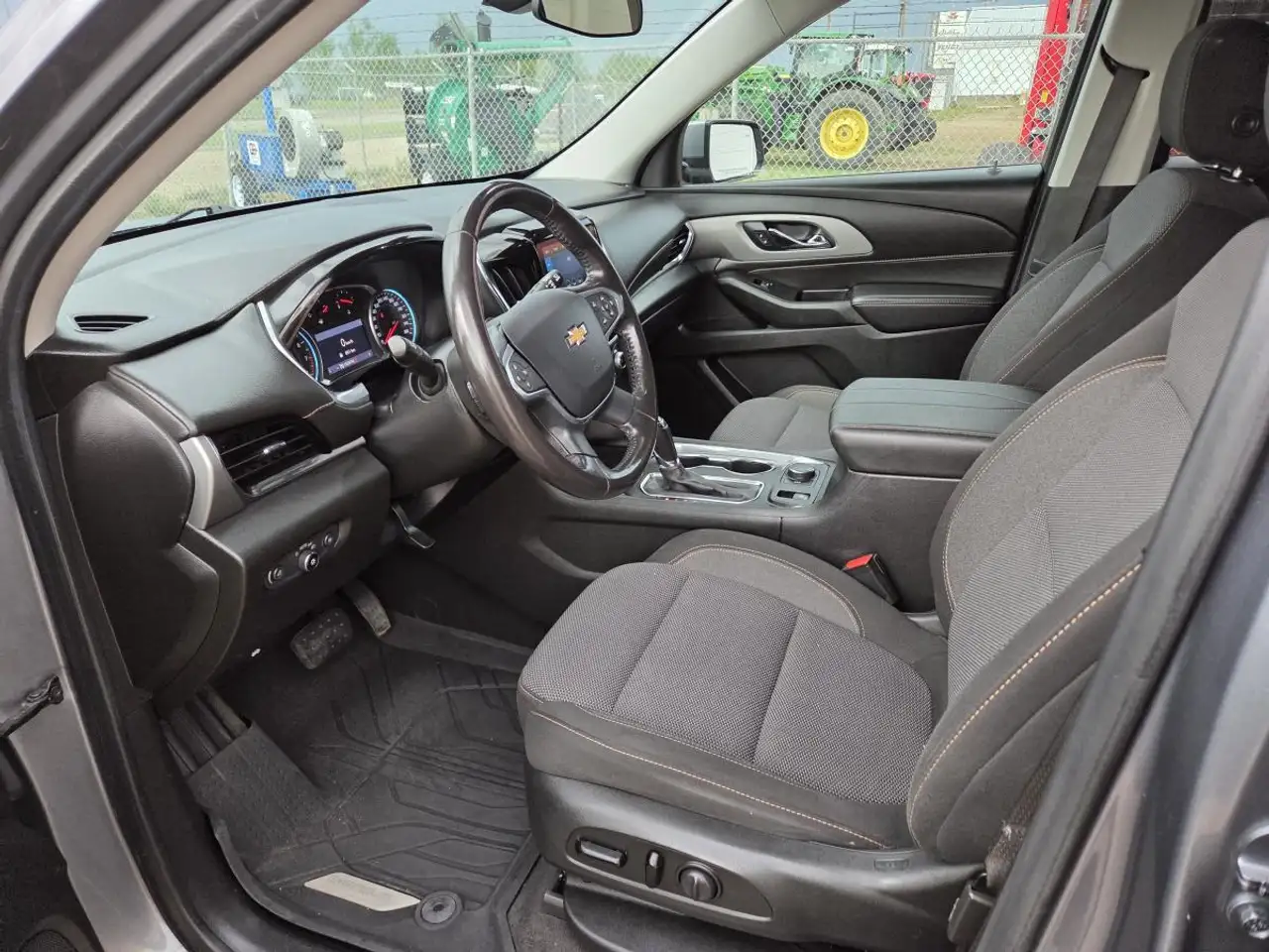 Chevrolet Traverse снимка Chevrolet Traverse