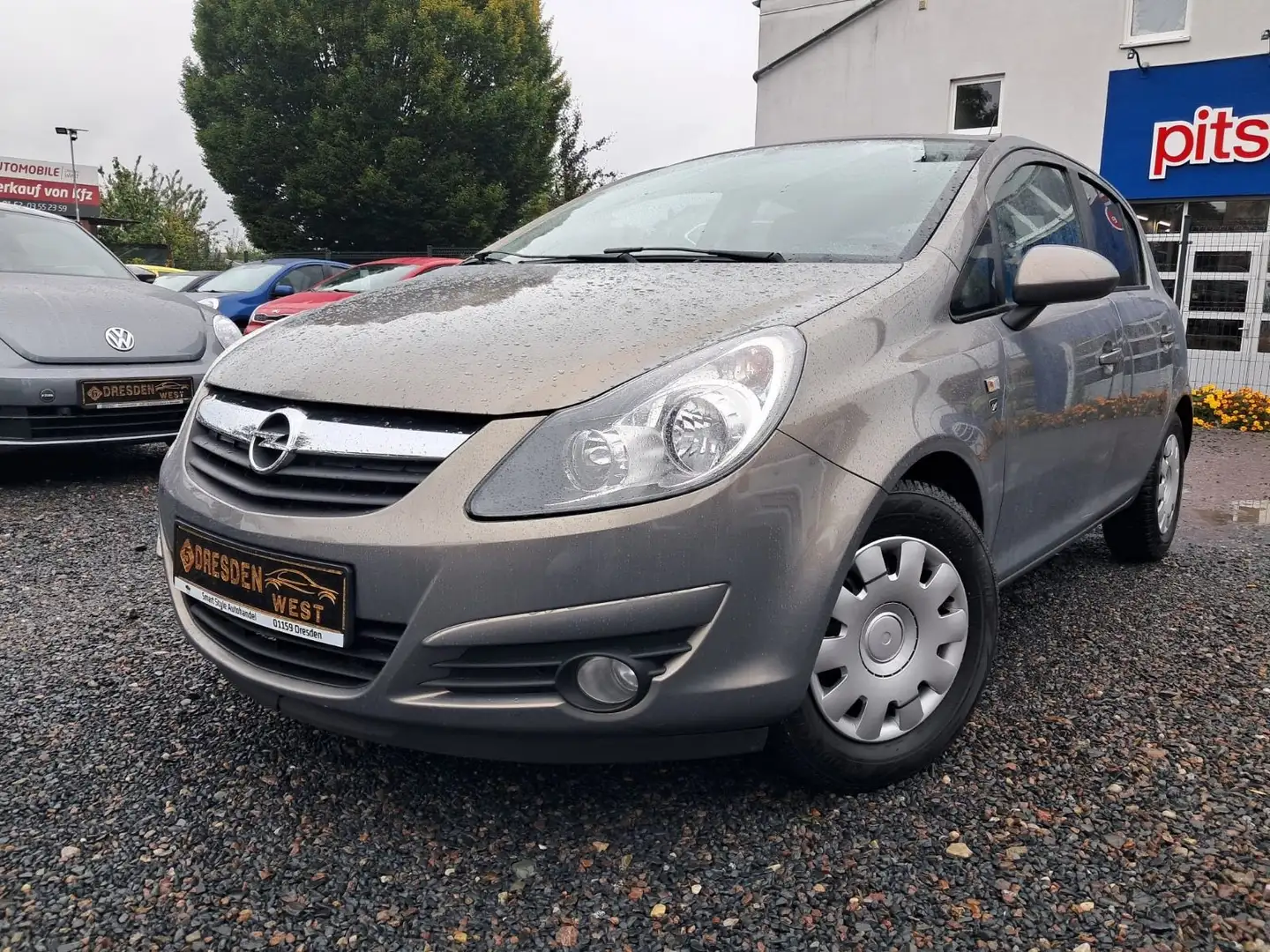 Opel Corsa D Edition "111 Jahre" - 1