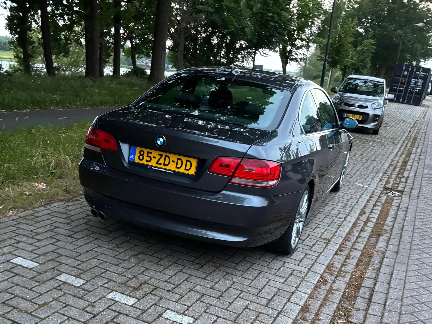 BMW 325 325i Executive Grijs - 2