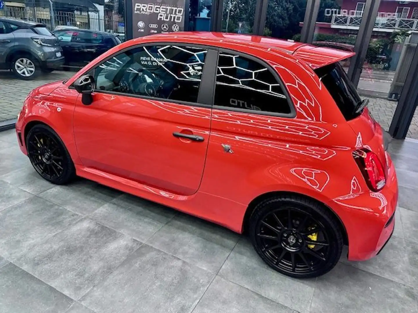 Abarth 695 695 1.4 Competizione 180cv COLORE ORANGE!! Oranje - 2