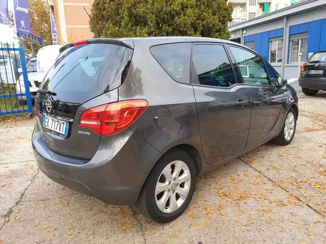 Opel Meriva view 5