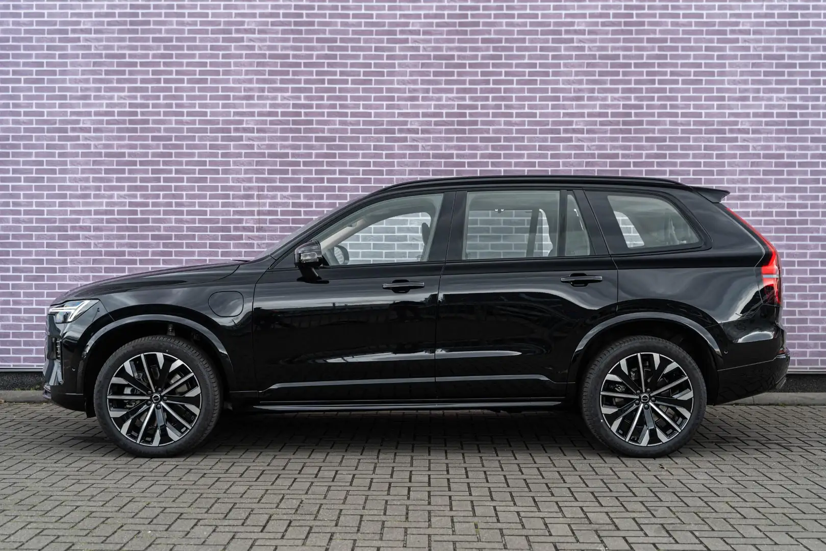 Volvo XC90 T8 Plug-in hybrid AWD Ultra Dark | Luchtvering | T Negro - 2