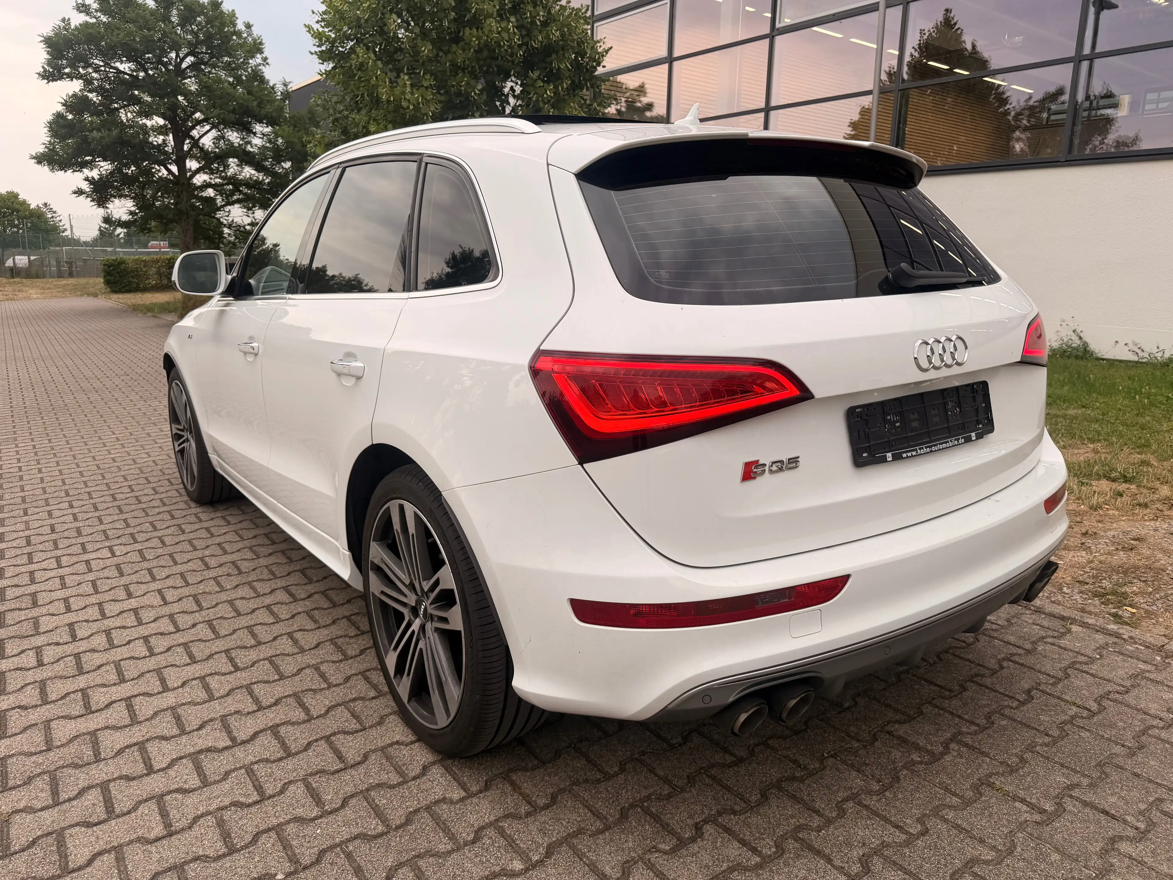 Audi SQ5 3.0 TDI quattro — photo 3