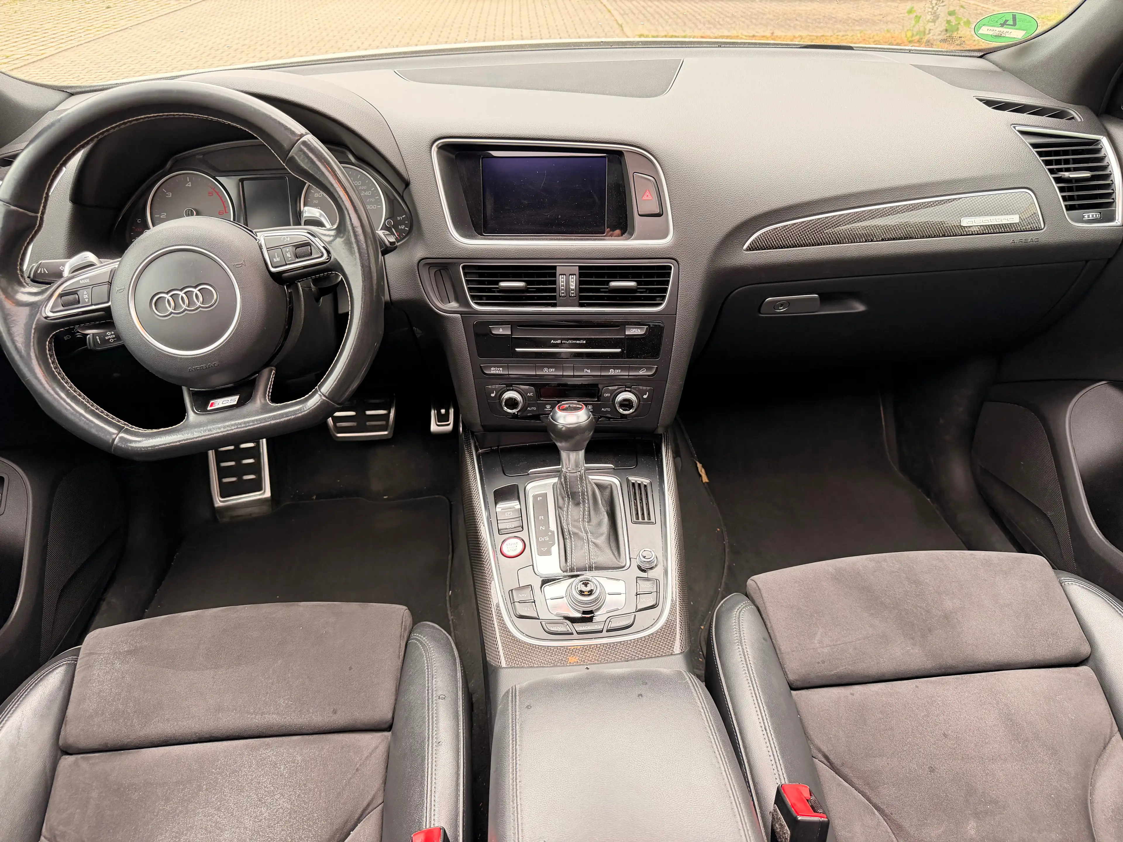 Audi SQ5 3.0 TDI quattro — photo 12