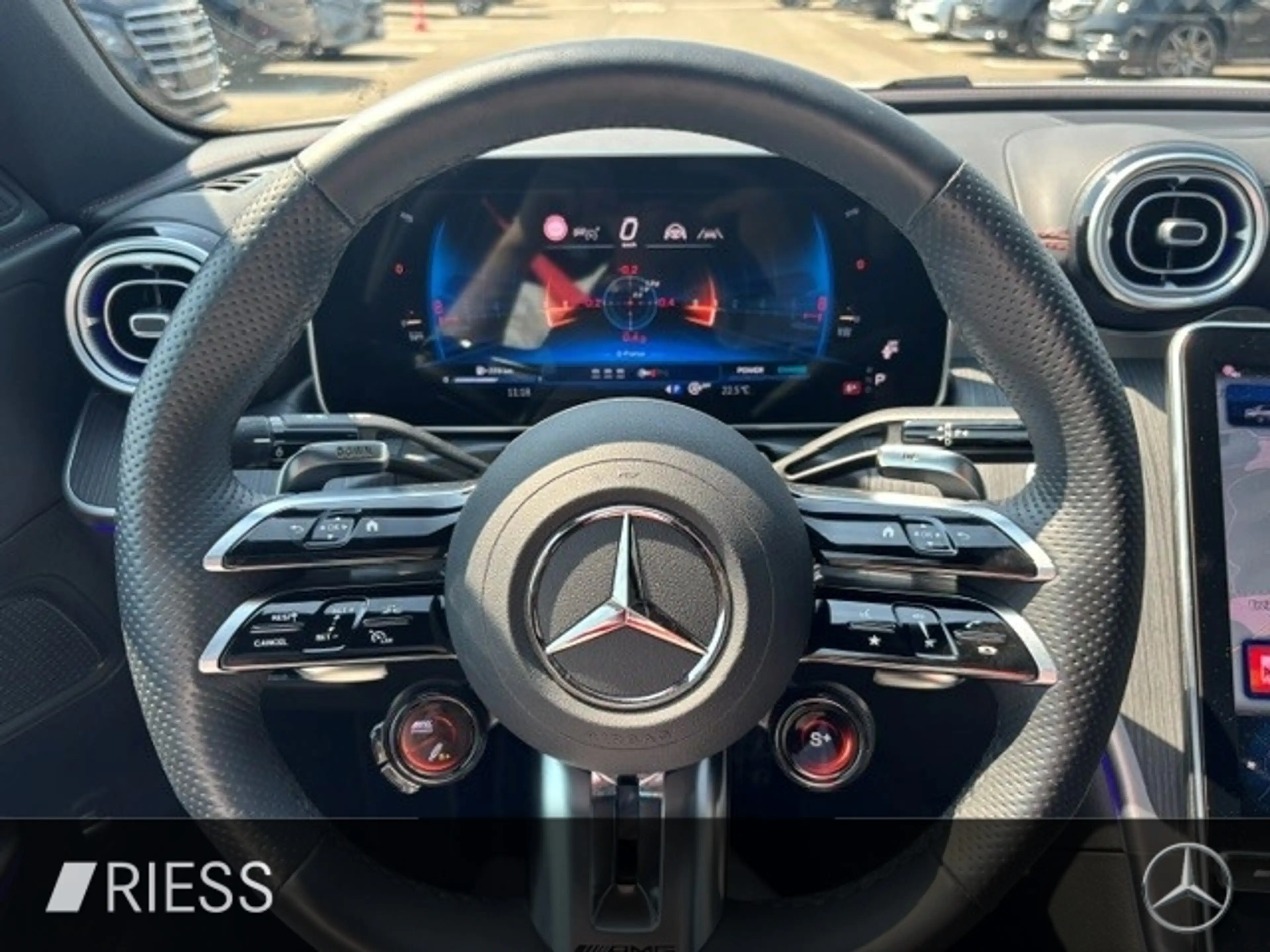 Mercedes-Benz C 43 AMG 4M AMG Sport Night Dist Pano Standh 360 — photo 15