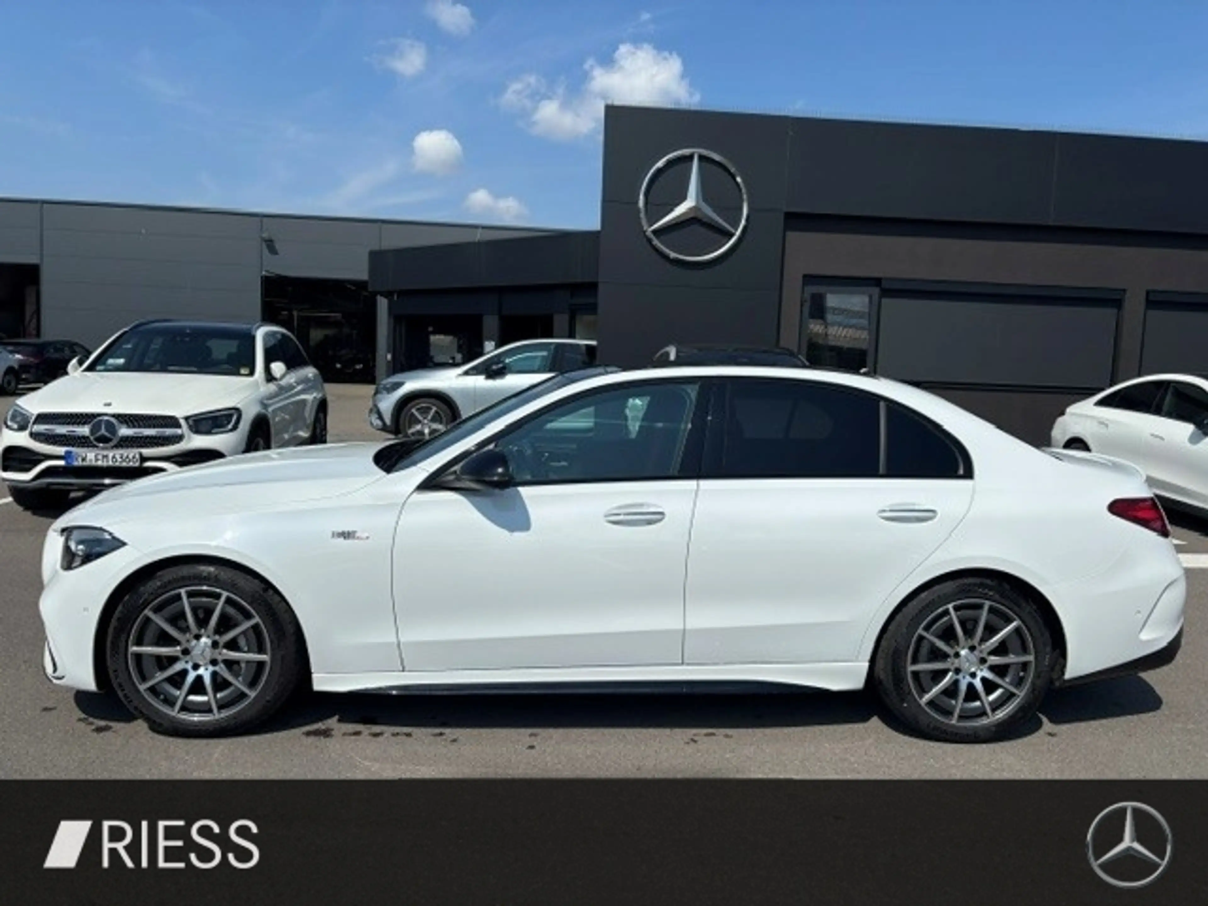 Mercedes-Benz C 43 AMG 4M AMG Sport Night Dist Pano Standh 360 — photo 4