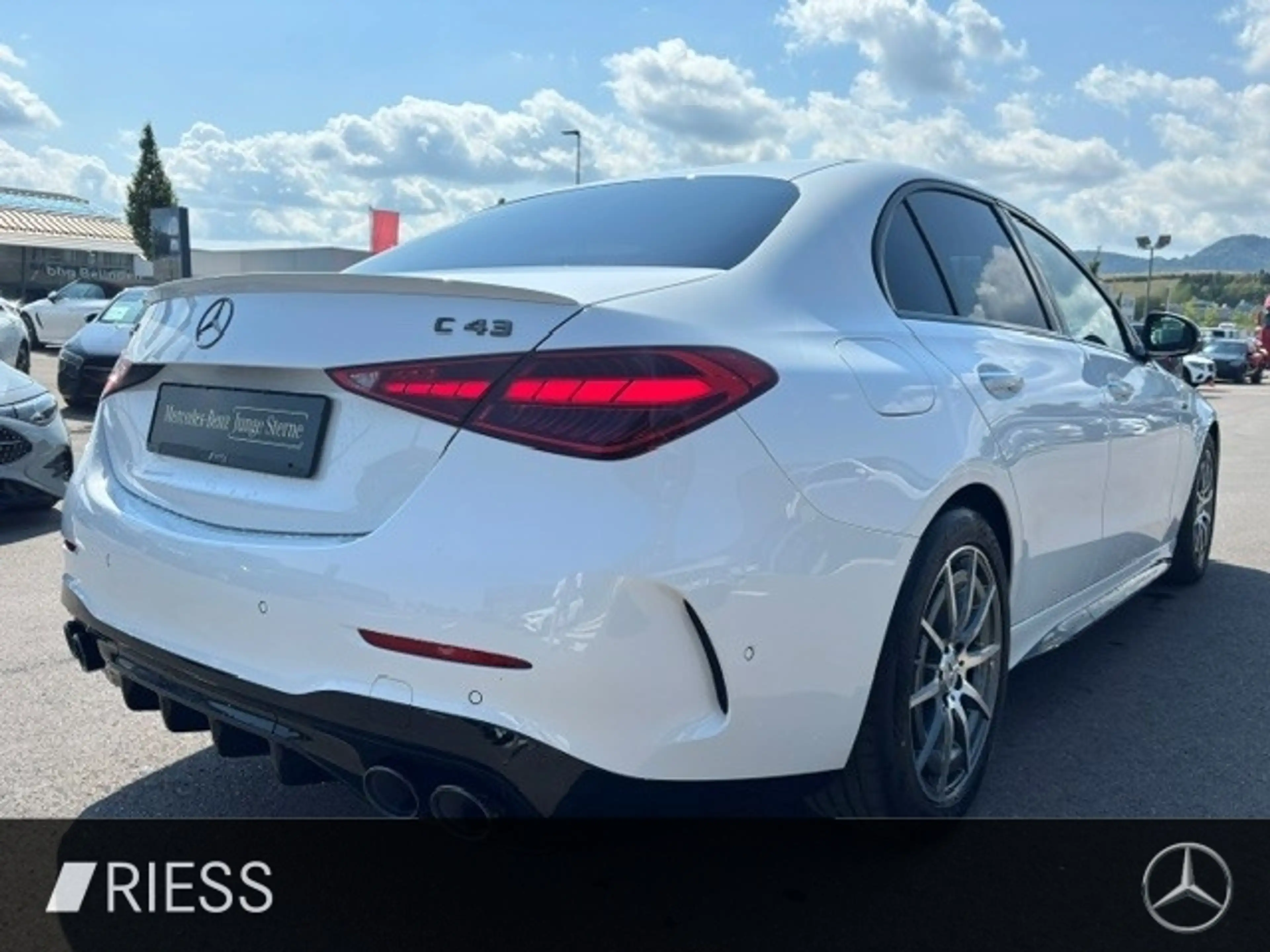 Mercedes-Benz C 43 AMG 4M AMG Sport Night Dist Pano Standh 360 — photo 7