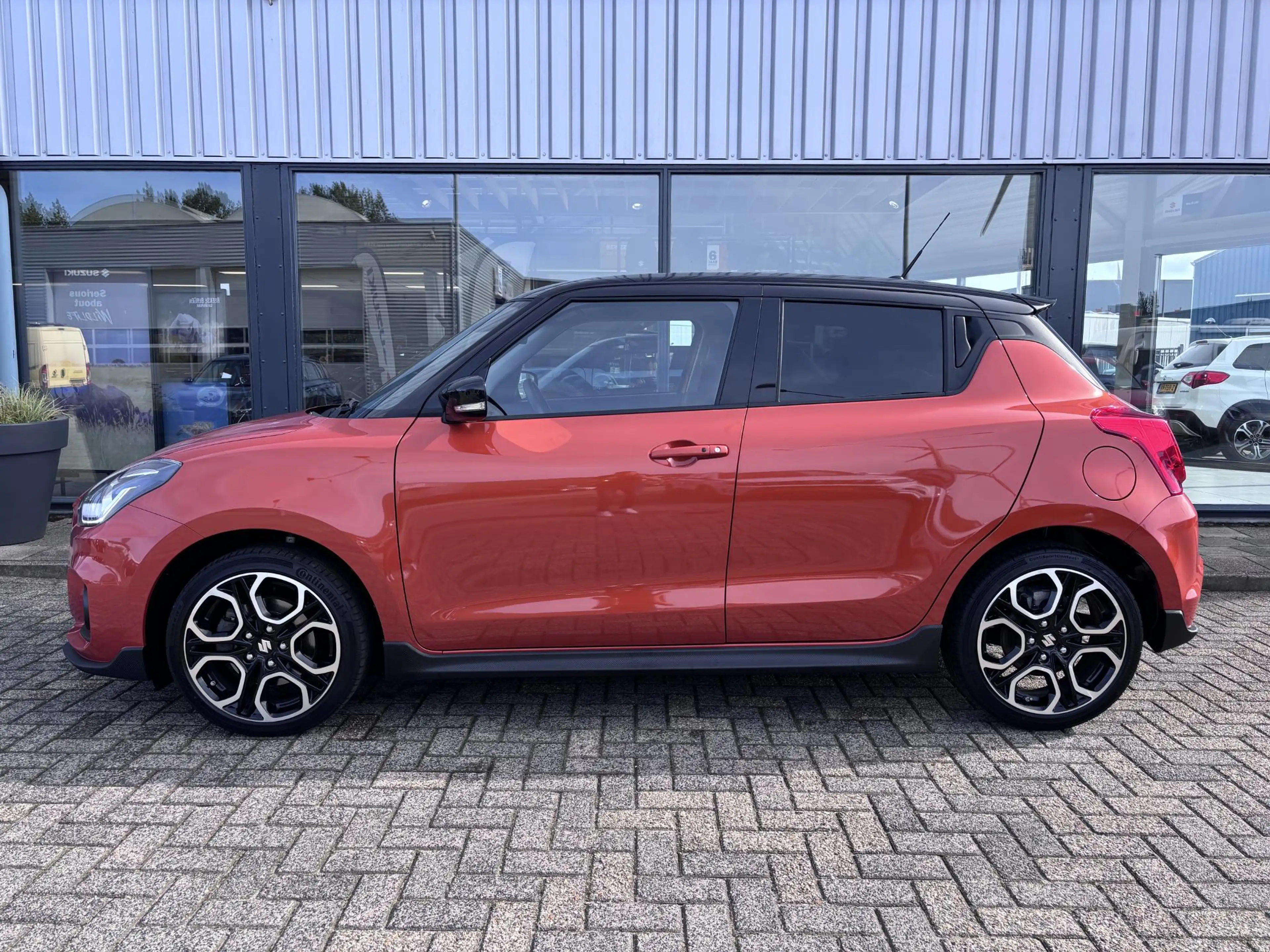 Suzuki Swift 1.4 Sport Smart Hybrid Carplay/Dealeronderhouden — photo 3