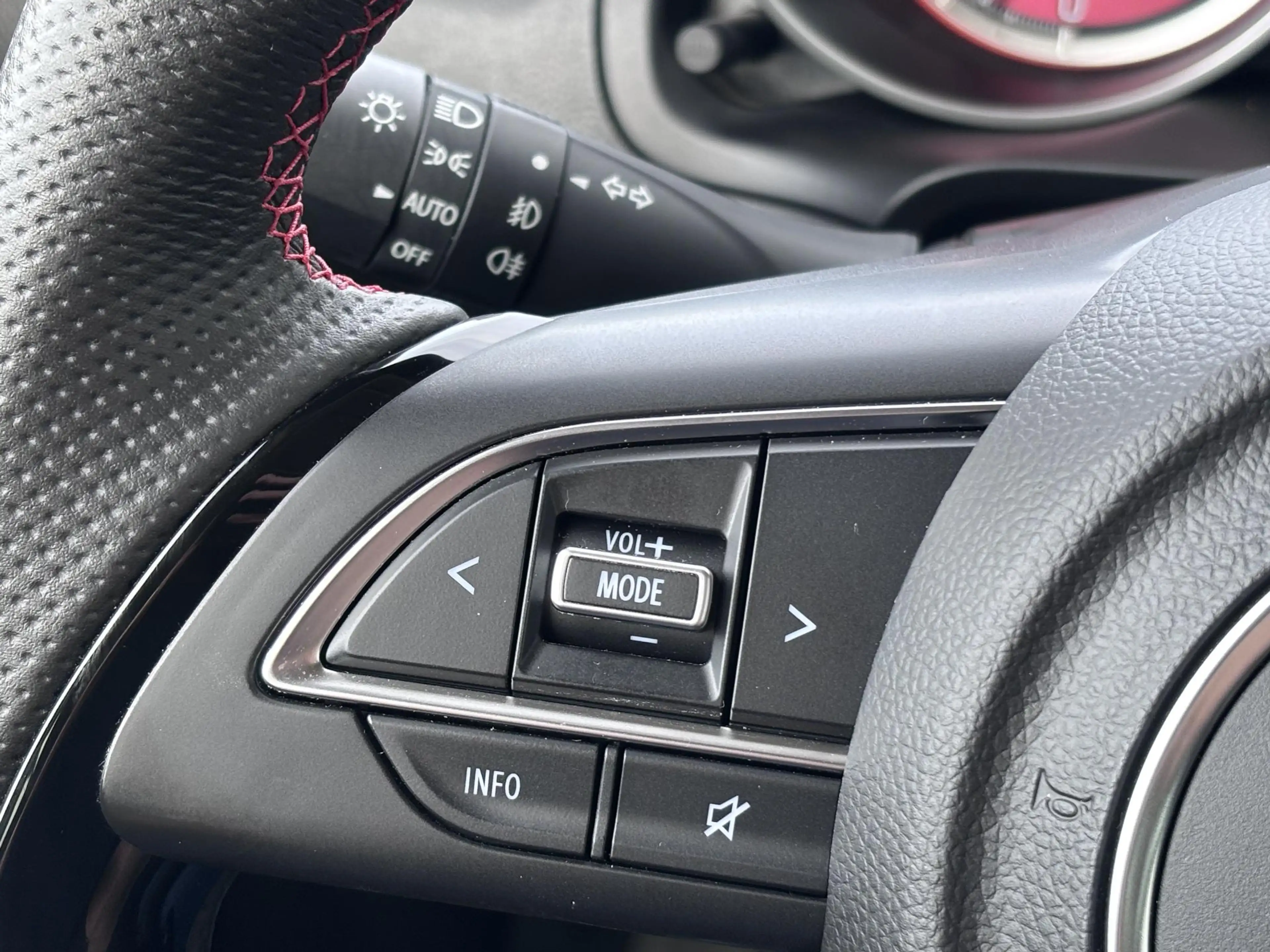 Suzuki Swift 1.4 Sport Smart Hybrid Carplay/Dealeronderhouden — photo 13