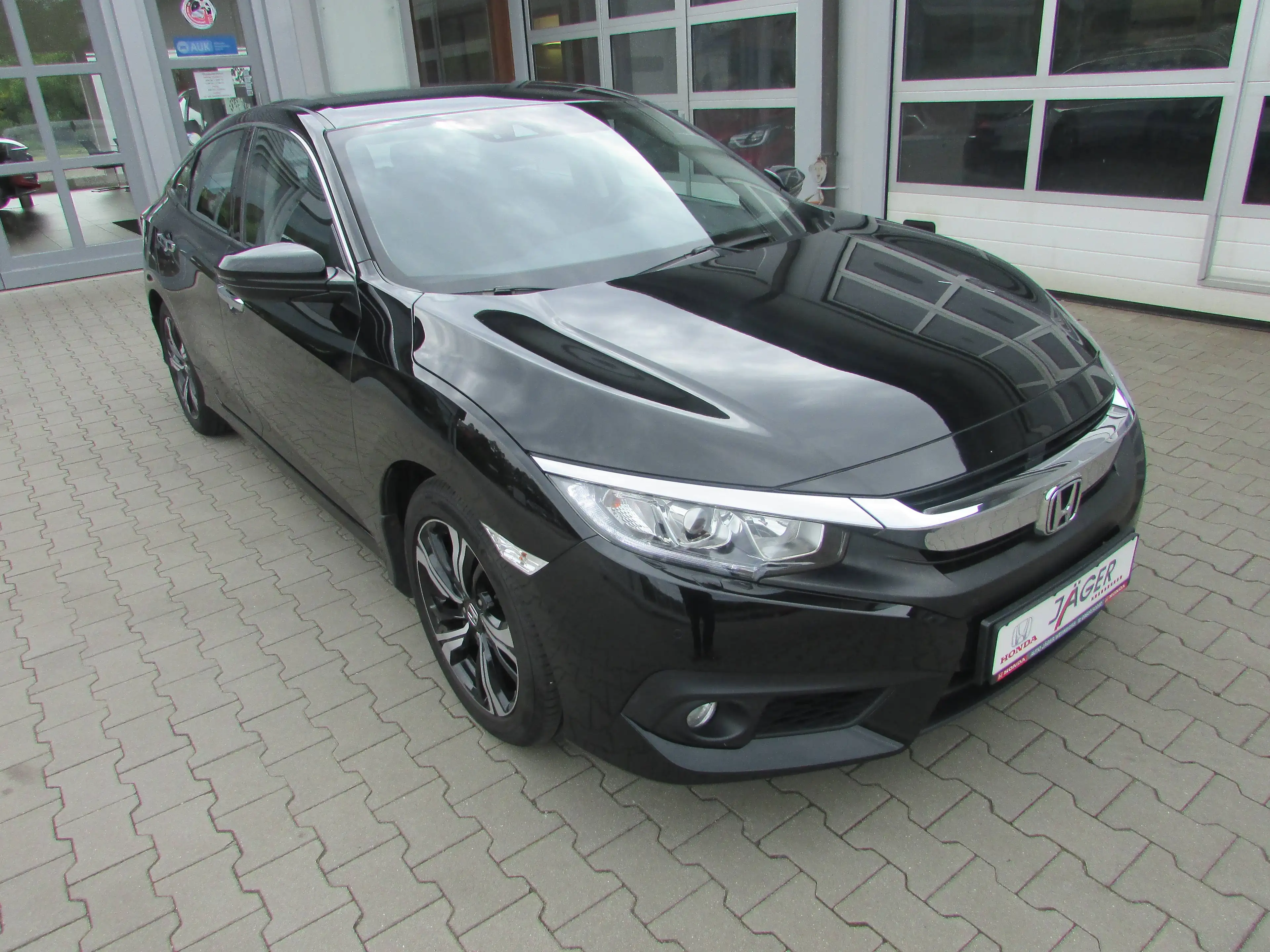 Honda Civic 1.5 Elegance, Kamera, NAVI, AHK, CD, DAB, USB, HDMI, ACC. CD.