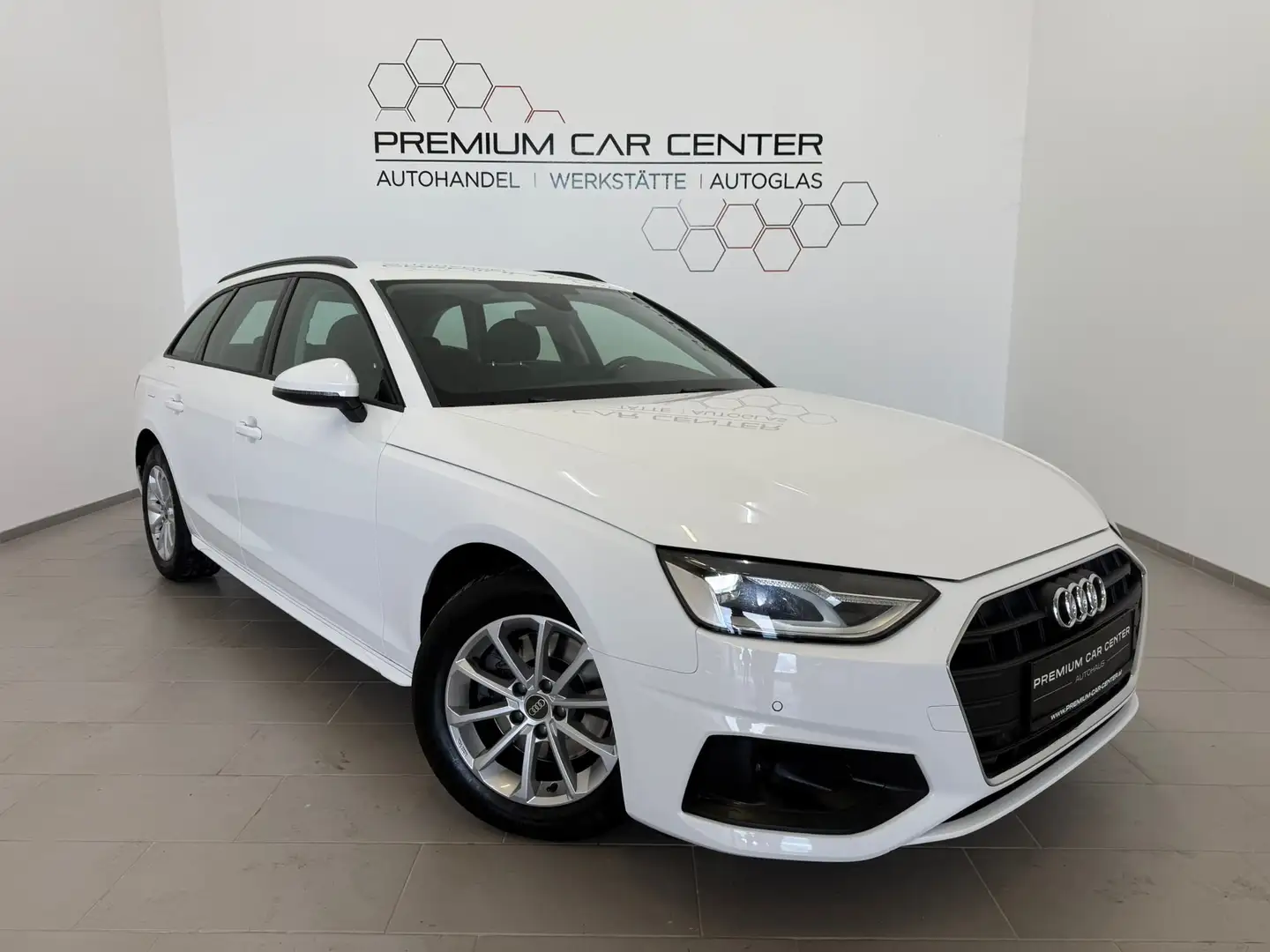 Audi A4 30 TDI Aut. MMI-PLUS / LED / NAVI / SOUND SYSTEM Weiß - 1