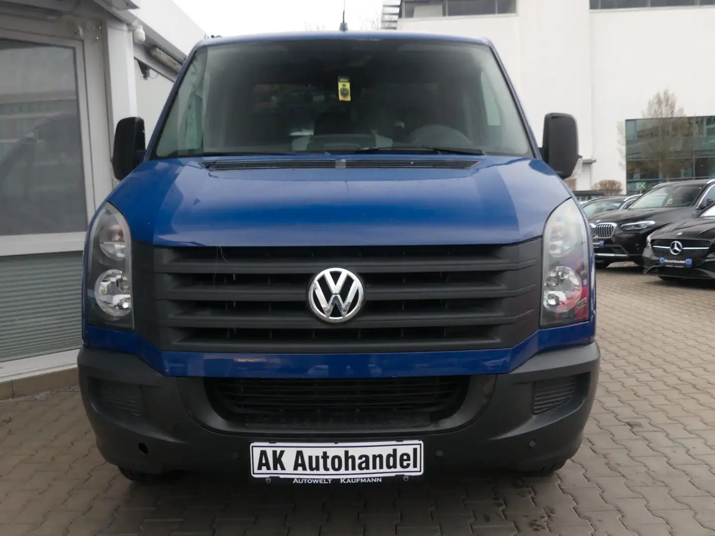 Volkswagen Crafter Kasten 30 kurz L1H1 2.Hand PDC AHK Azul - 2