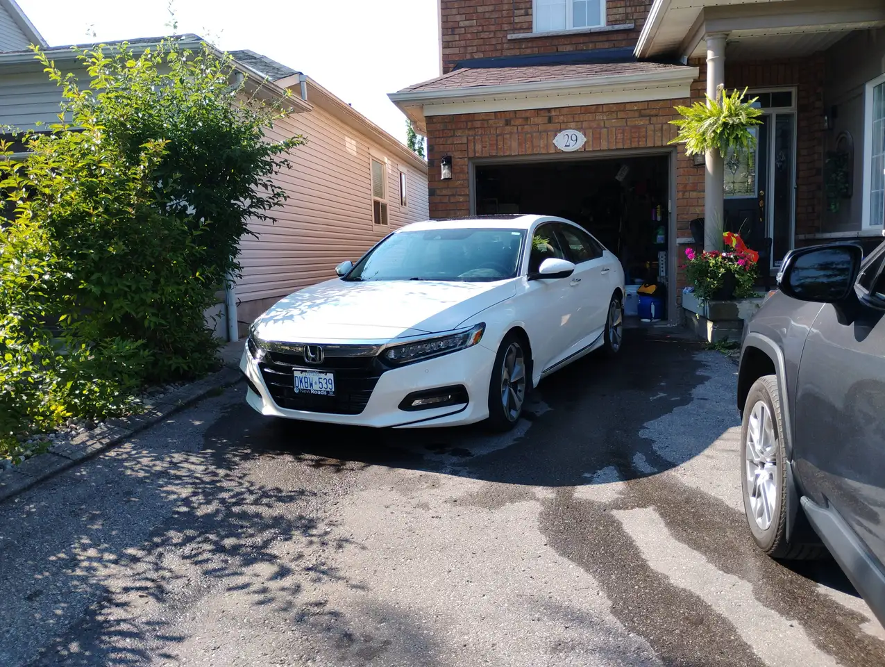2019 Honda Accord Touring — photo 1