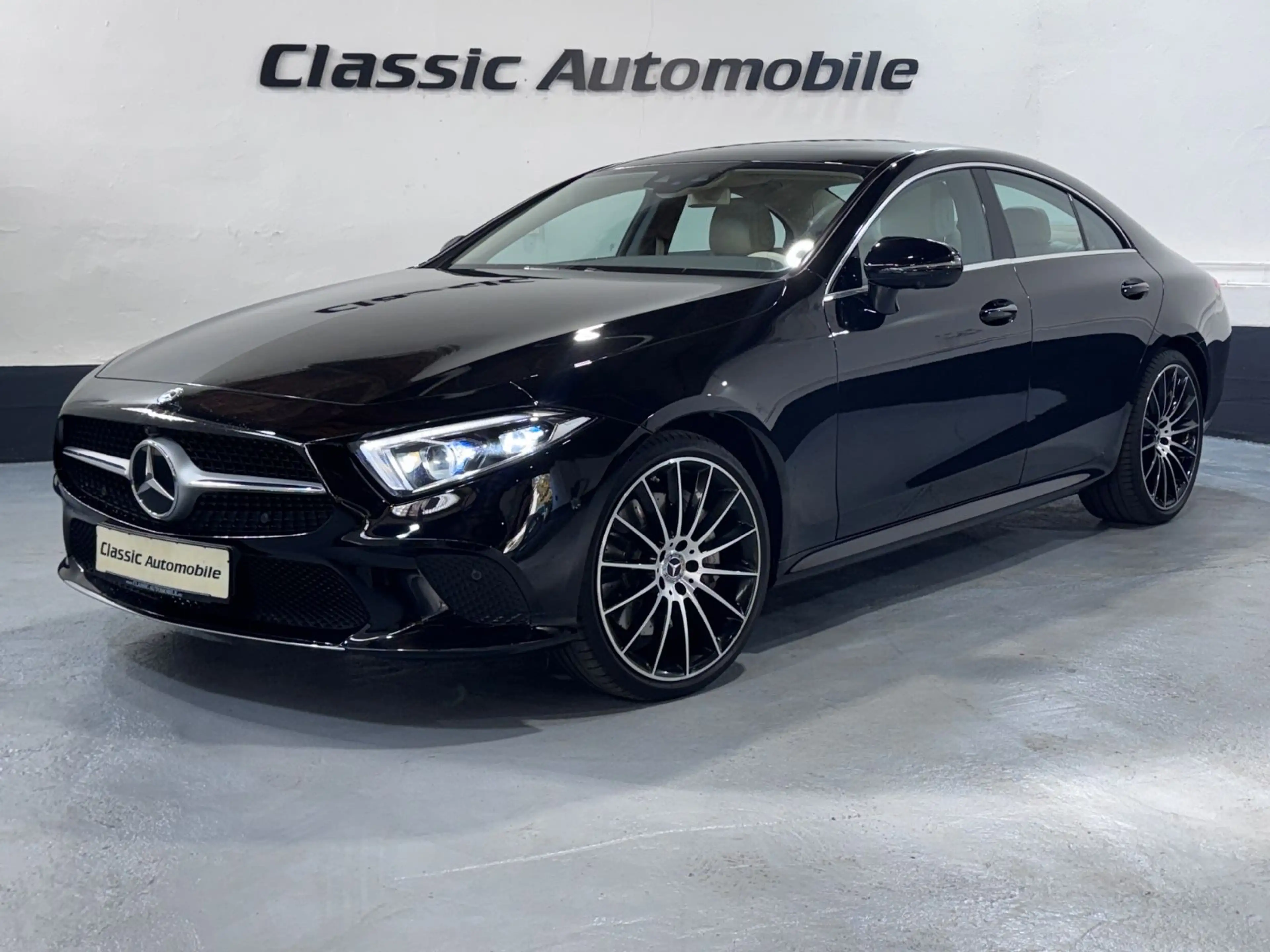 Mercedes-Benz CLS 450 4Matic*Burmester*Schiebedach*360 Kamera*