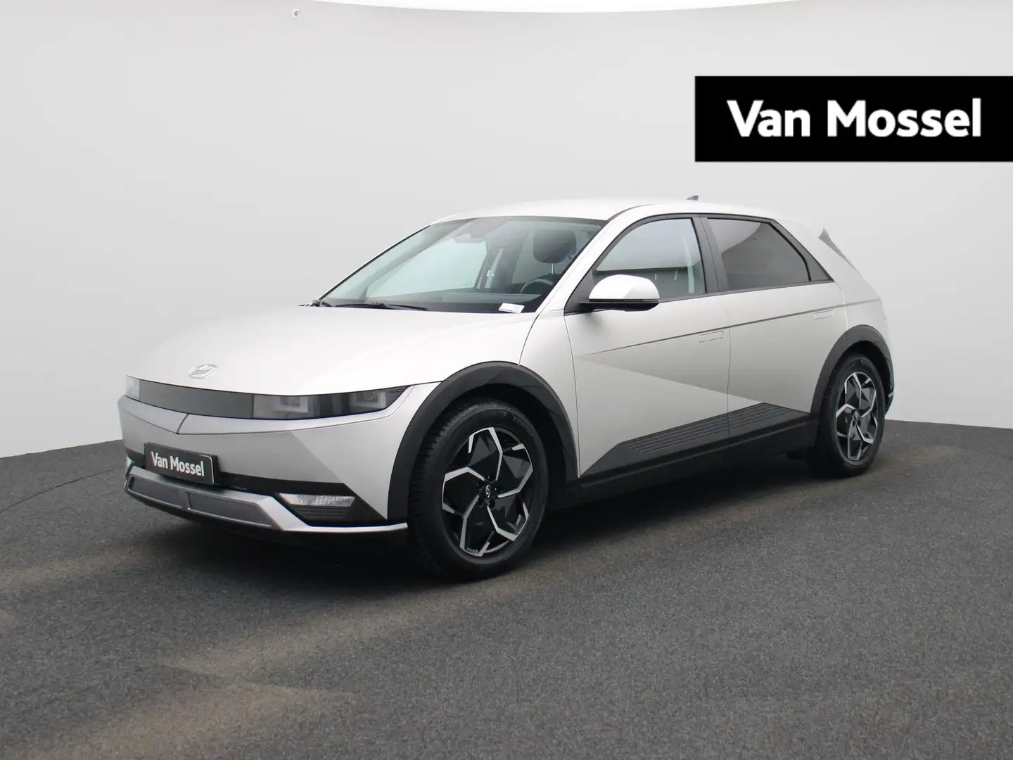 Hyundai IONIQ 5 Connect AUTOMAAT | TREKHAAK | NAVIGATIE | APPLE CA Gris - 1