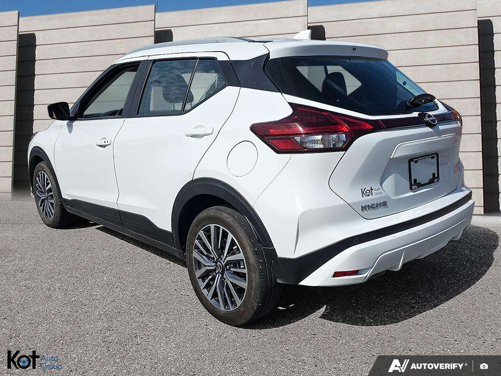 2025 Nissan Kicks SV FWD, Locally Owned and Driven, Clean Carfax, Bl — снимка 4