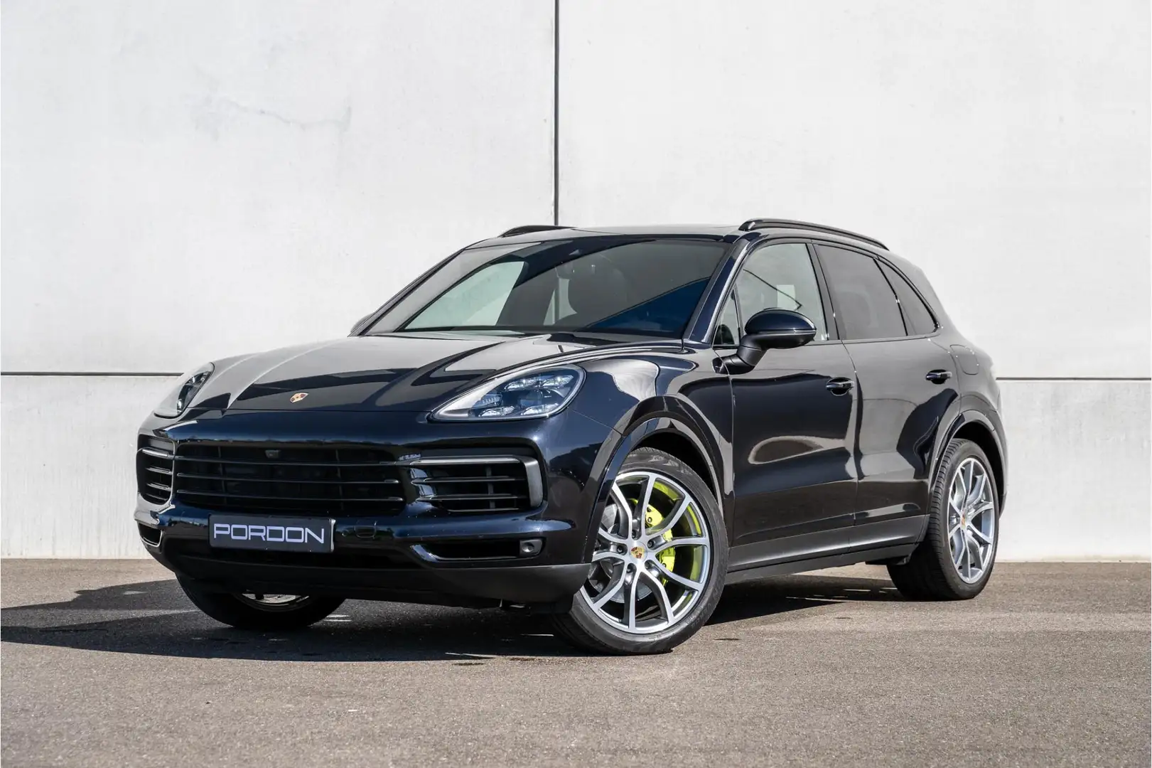 Porsche Cayenne 3.0 E-Hybrid Panorama dak / BOSE / Led-Matrix Zwart - 1