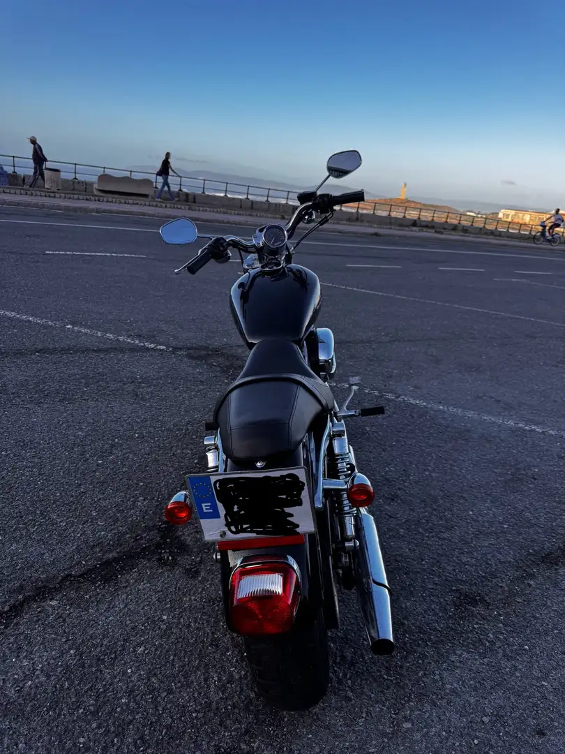 Harley-Davidson Sportster 883 Custom Negro - 1