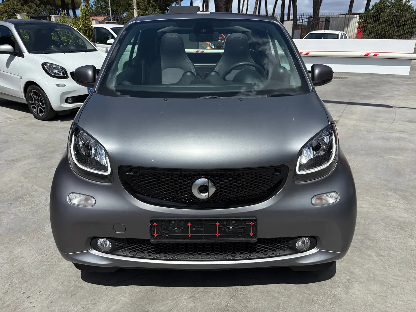 smart forTwo Fortwo Cabrio 0.9 t Prime chiamare per info Grigio - 2