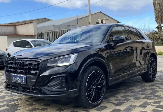 Audi Q2 S Line Edition Identity Black 2.0 TDI 150CV S-Tro