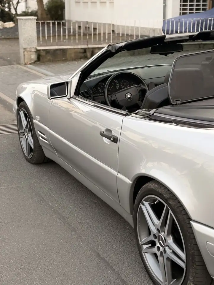 Mercedes-Benz SL 280, foto 4