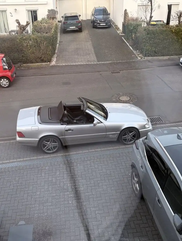 Mercedes-Benz SL 280, foto 3