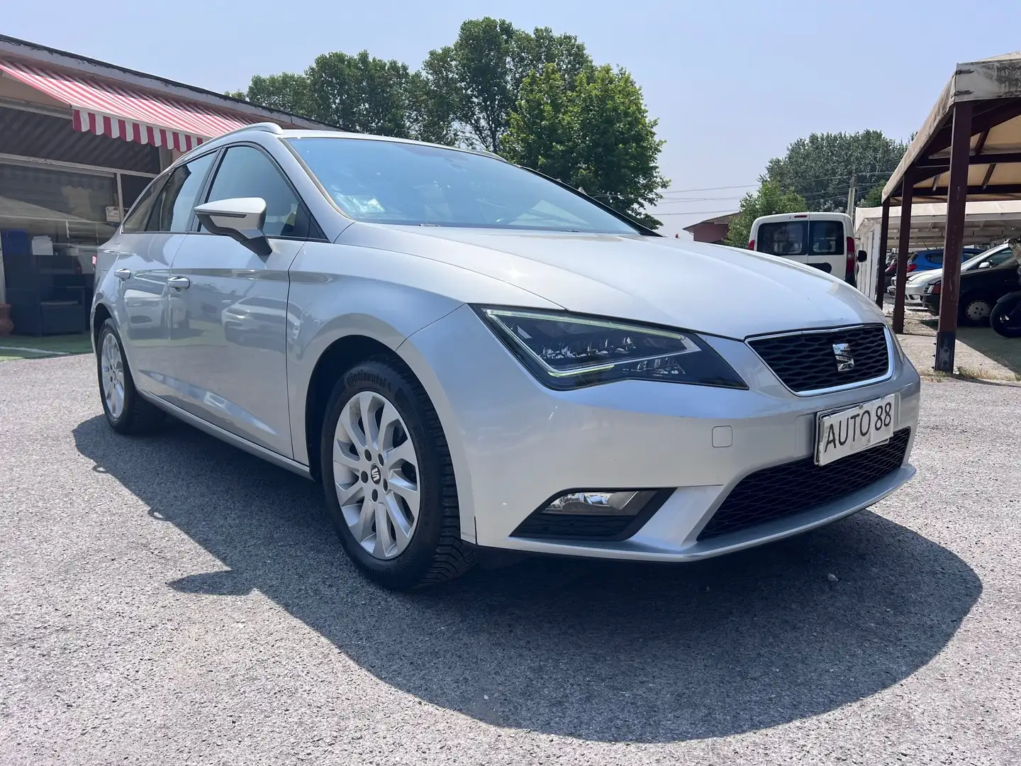 SEAT Leon Leon ST 1.6 tdi Argento - 2