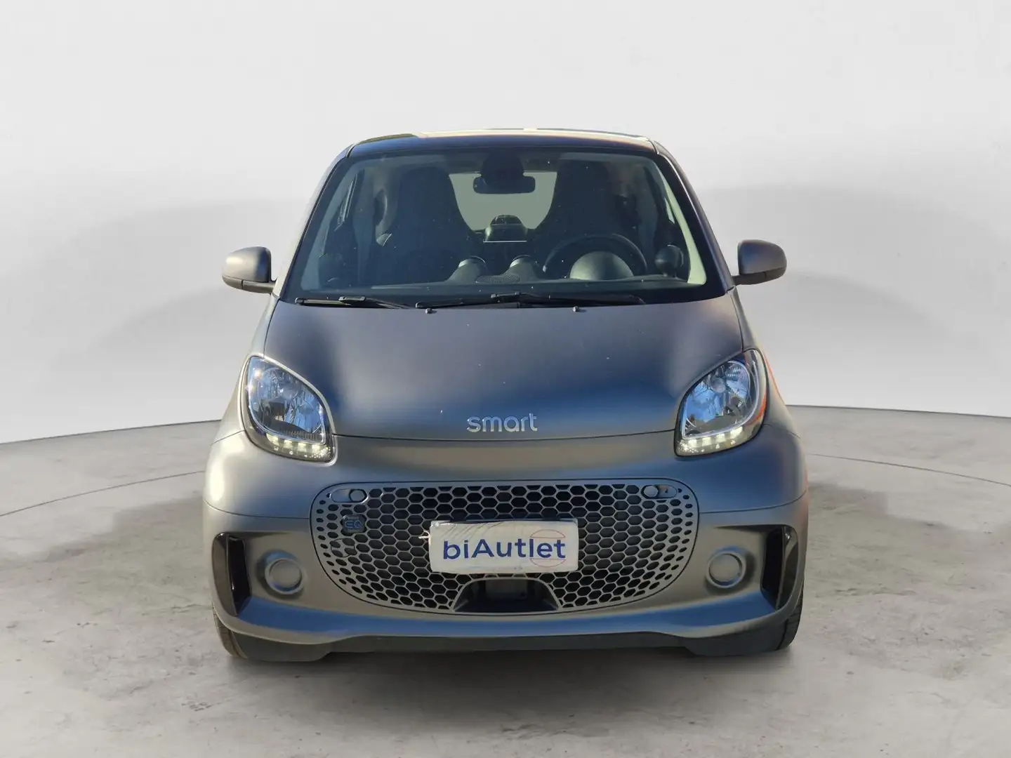 smart forTwo eq Pulse 22kW Grau - 2