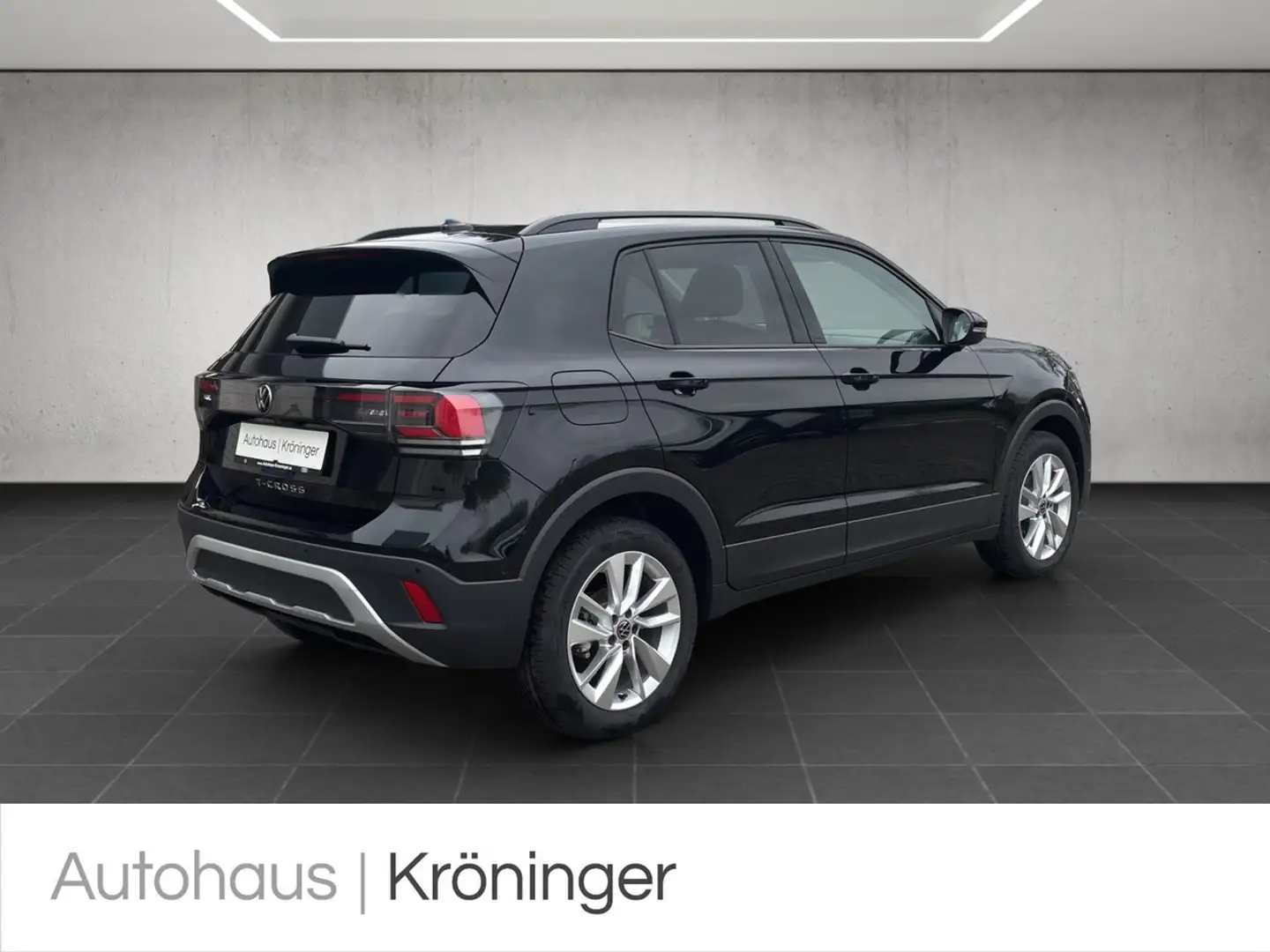Volkswagen T-Cross 1.0 TSI DSG Life AHK IQ.Drive LED Schwarz - 2