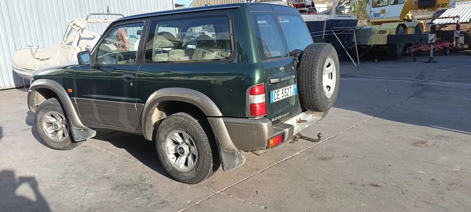 Nissan Patrol Patrol GR HT 3.0 td-di Elegance FL Verde - 2