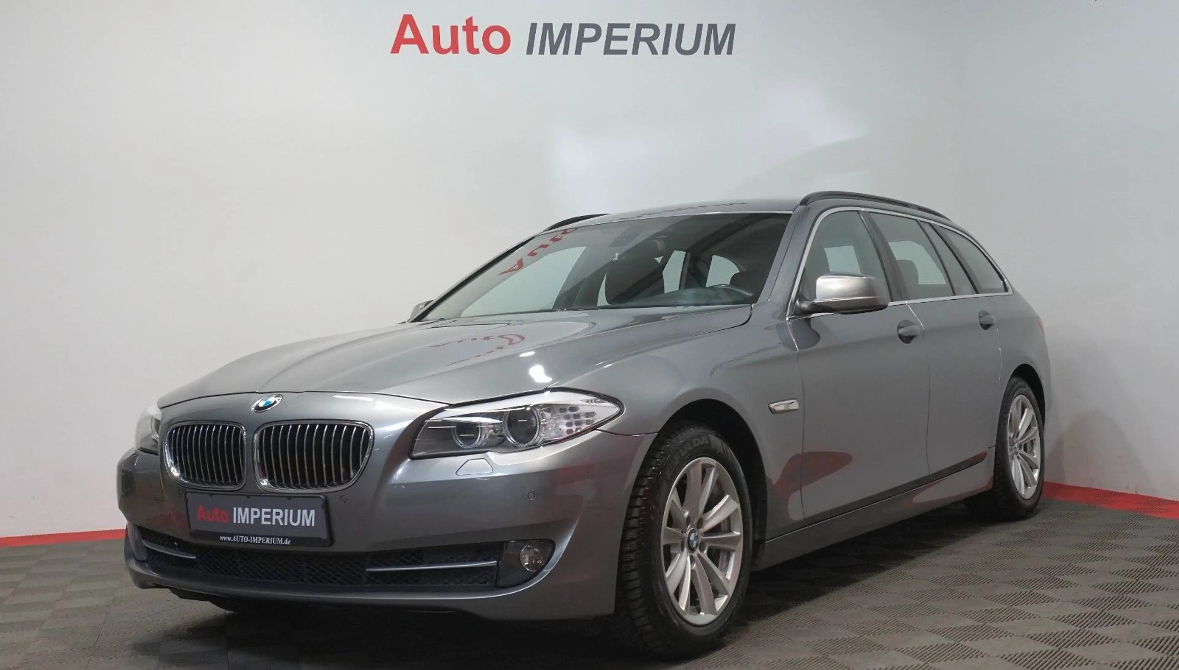 BMW 525 d Touring*XENON*NAVI*AHK*TEMPOMAT