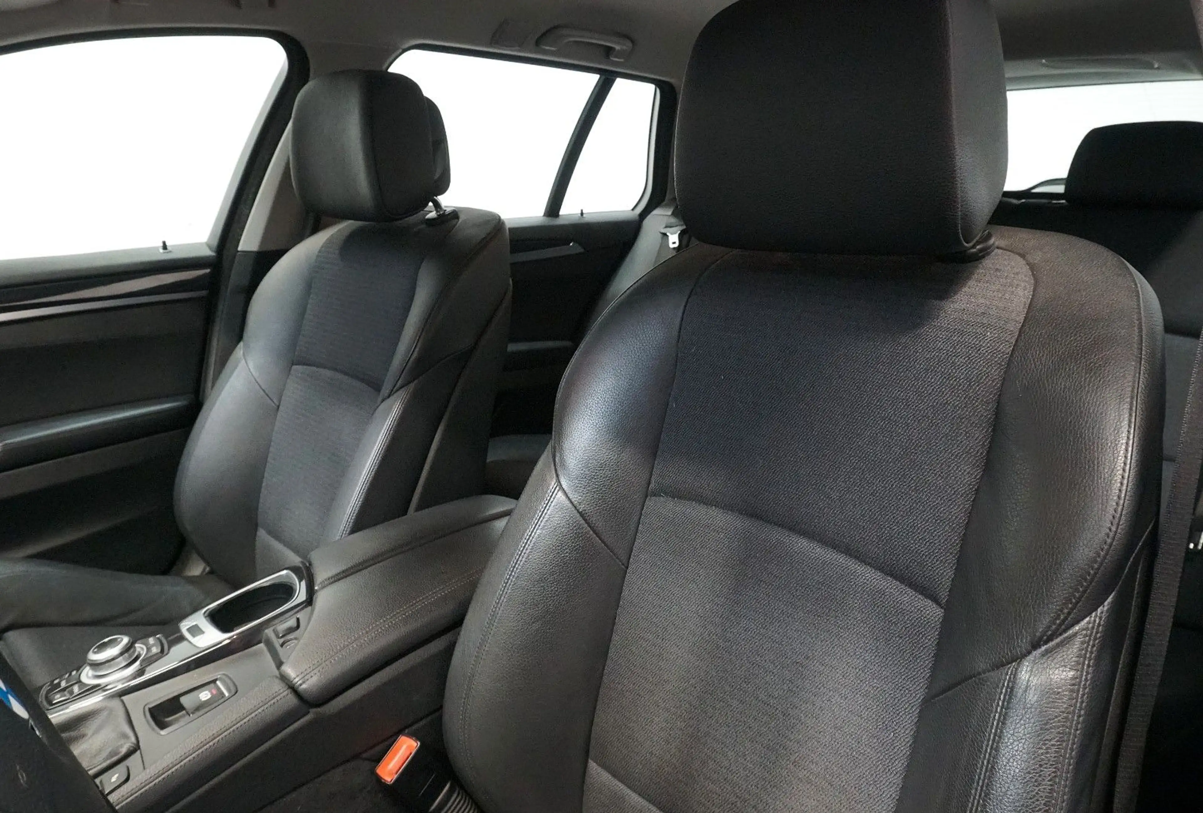 BMW 525 d Touring*XENON*NAVI*AHK*TEMPOMAT — photo 10