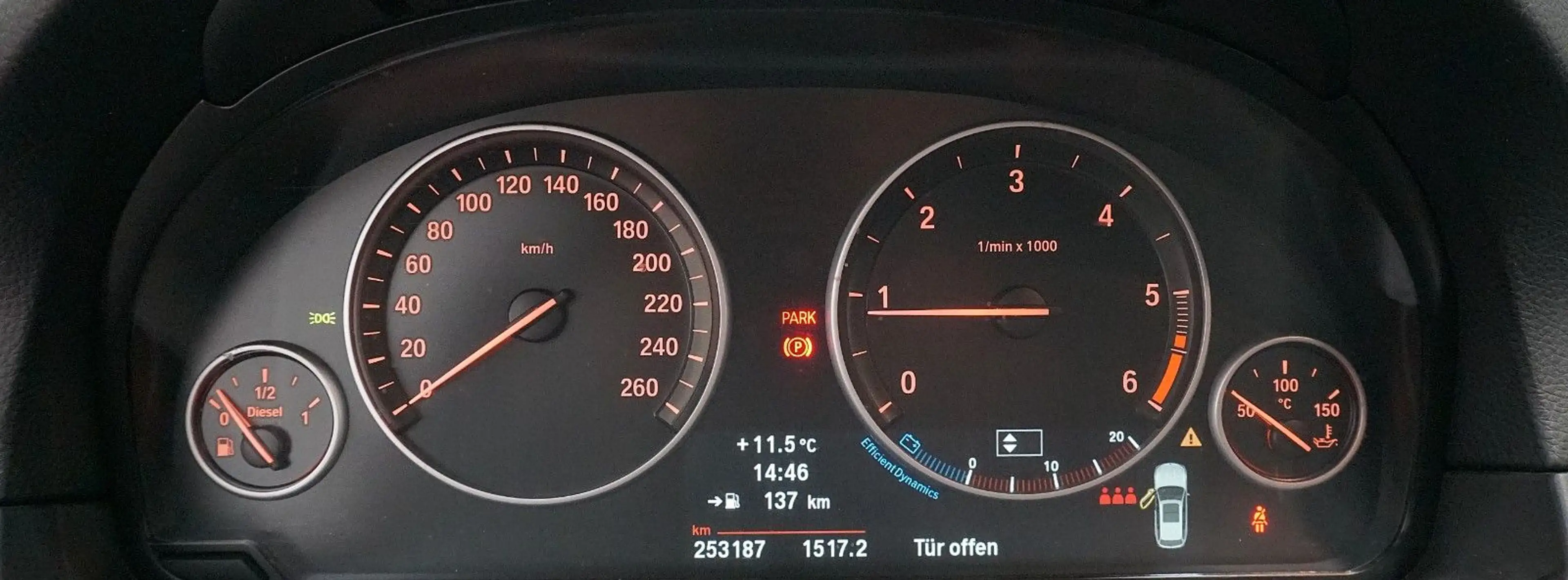 BMW 525 d Touring*XENON*NAVI*AHK*TEMPOMAT — photo 13