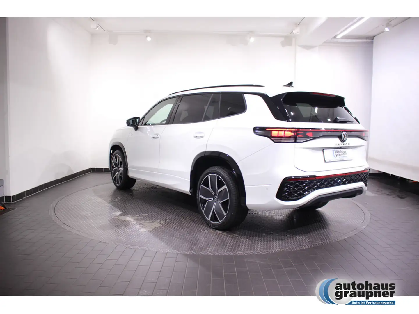 Volkswagen Tayron 2.0 TDI 4Motion DSG R-Line MATRIX-LED Weiß - 2