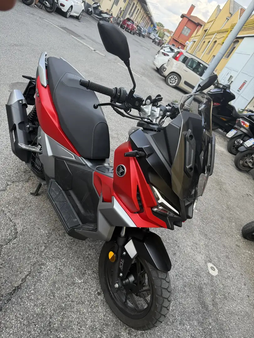 Voge R125 adv - 2