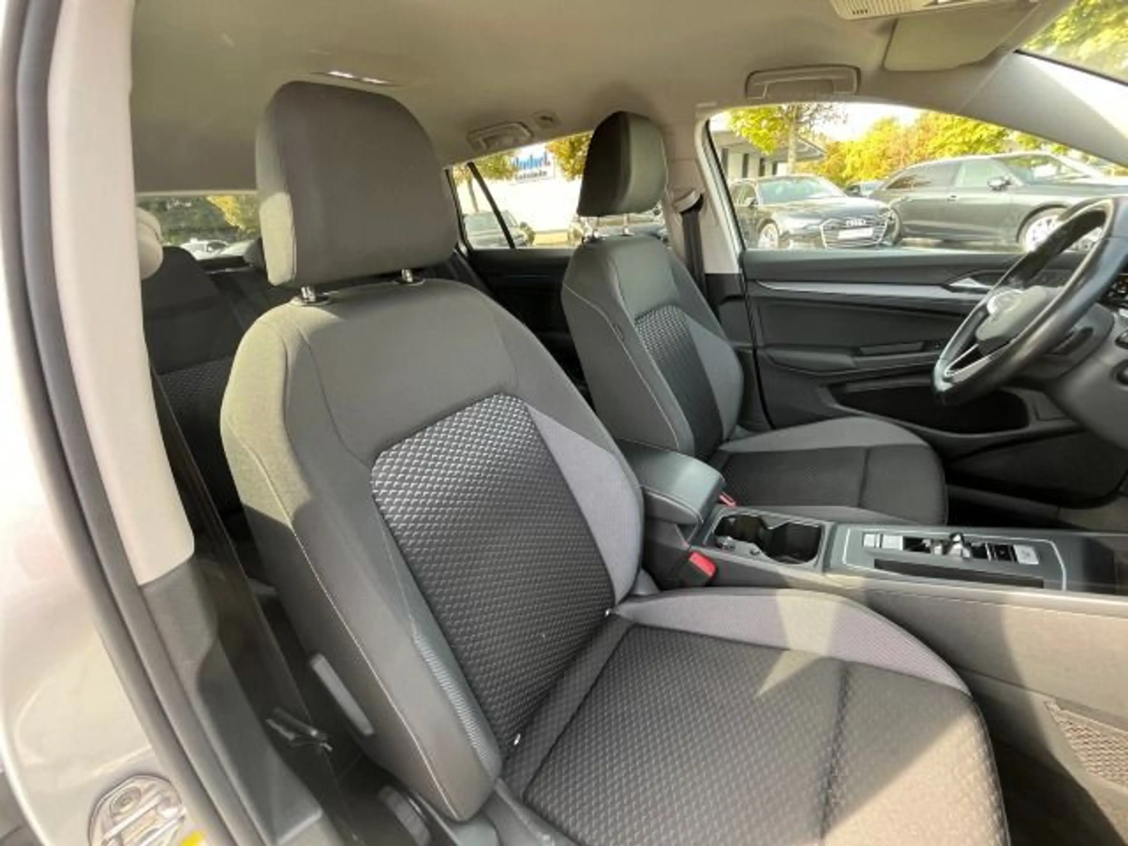 Volkswagen Golf Variant Golf VIII Variant 1.5 e TSI Active DSG (AHK+Stan — photo 14