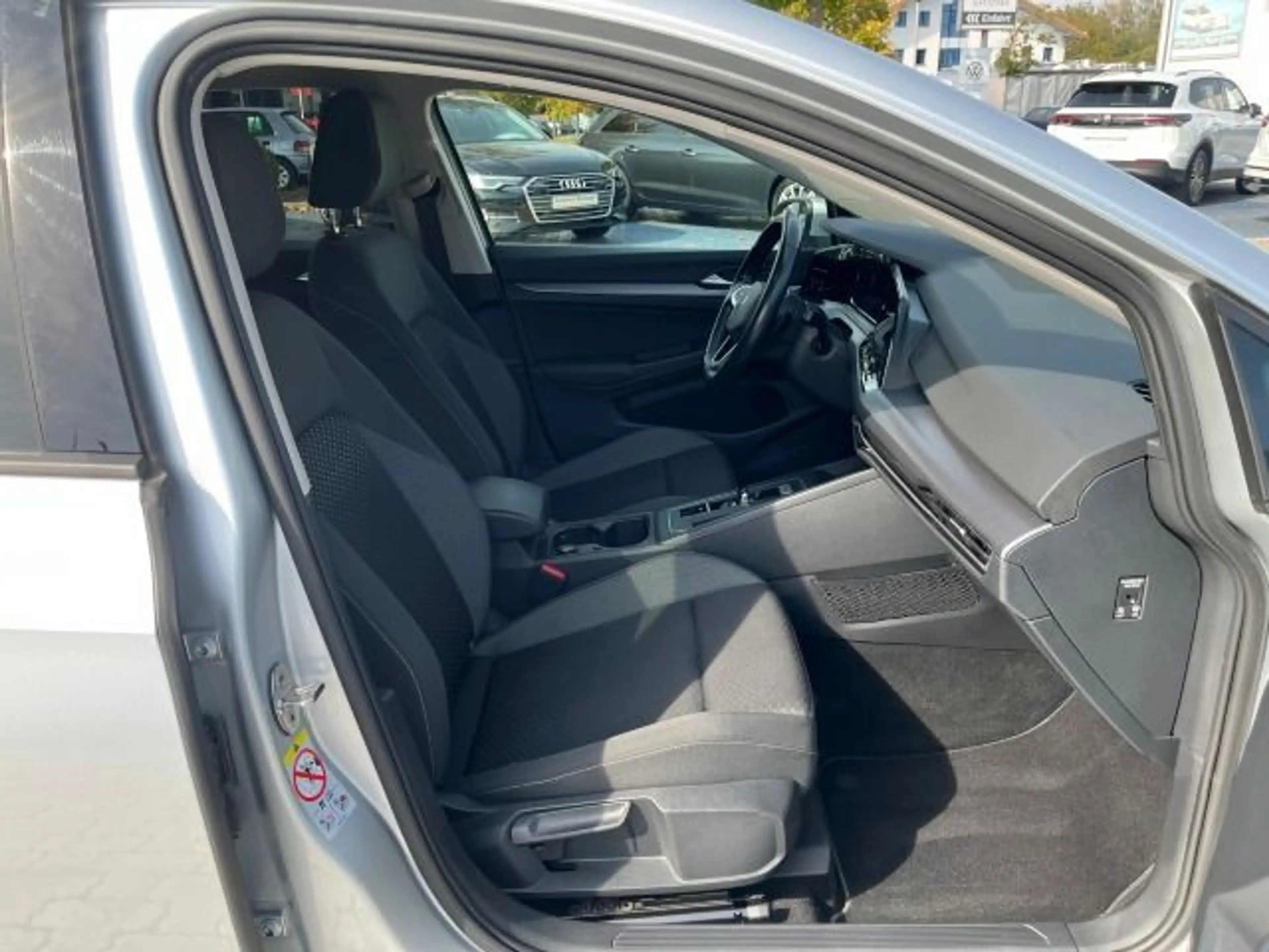 Volkswagen Golf Variant Golf VIII Variant 1.5 e TSI Active DSG (AHK+Stan — photo 13