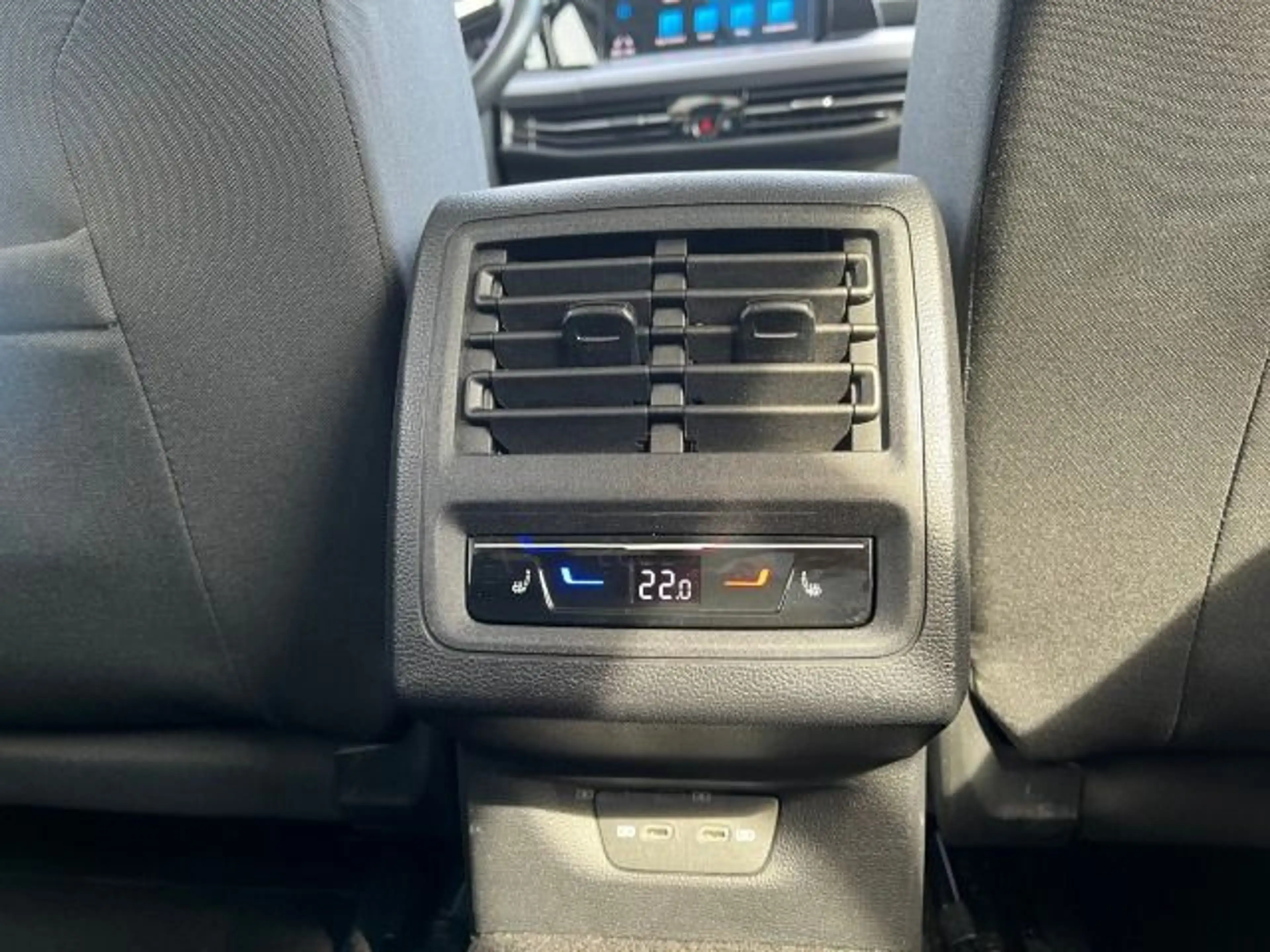 Volkswagen Golf Variant Golf VIII Variant 1.5 e TSI Active DSG (AHK+Stan — photo 12