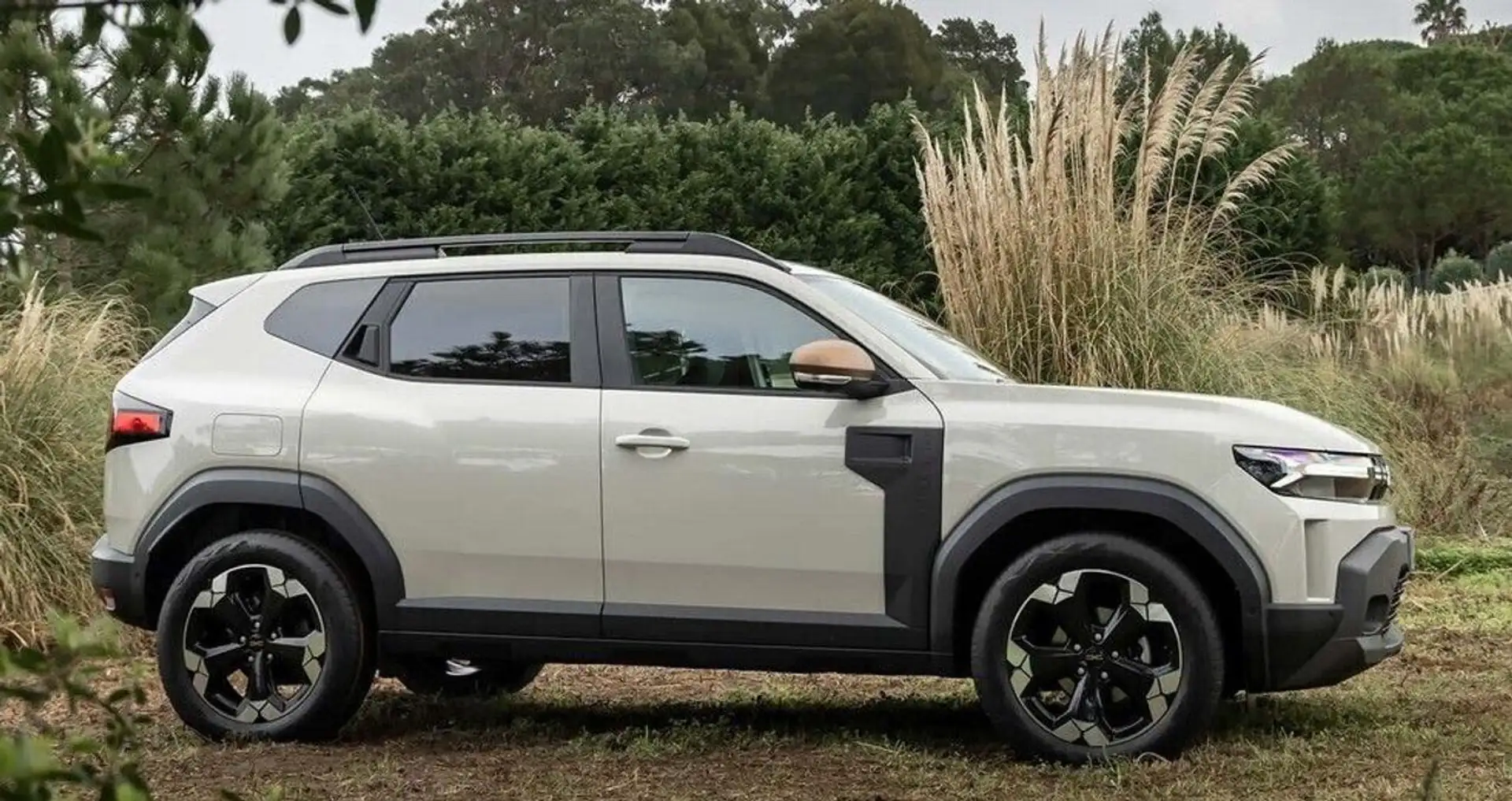 Dacia Duster 1.0 TCe GPL 4x2 Essential White - 2