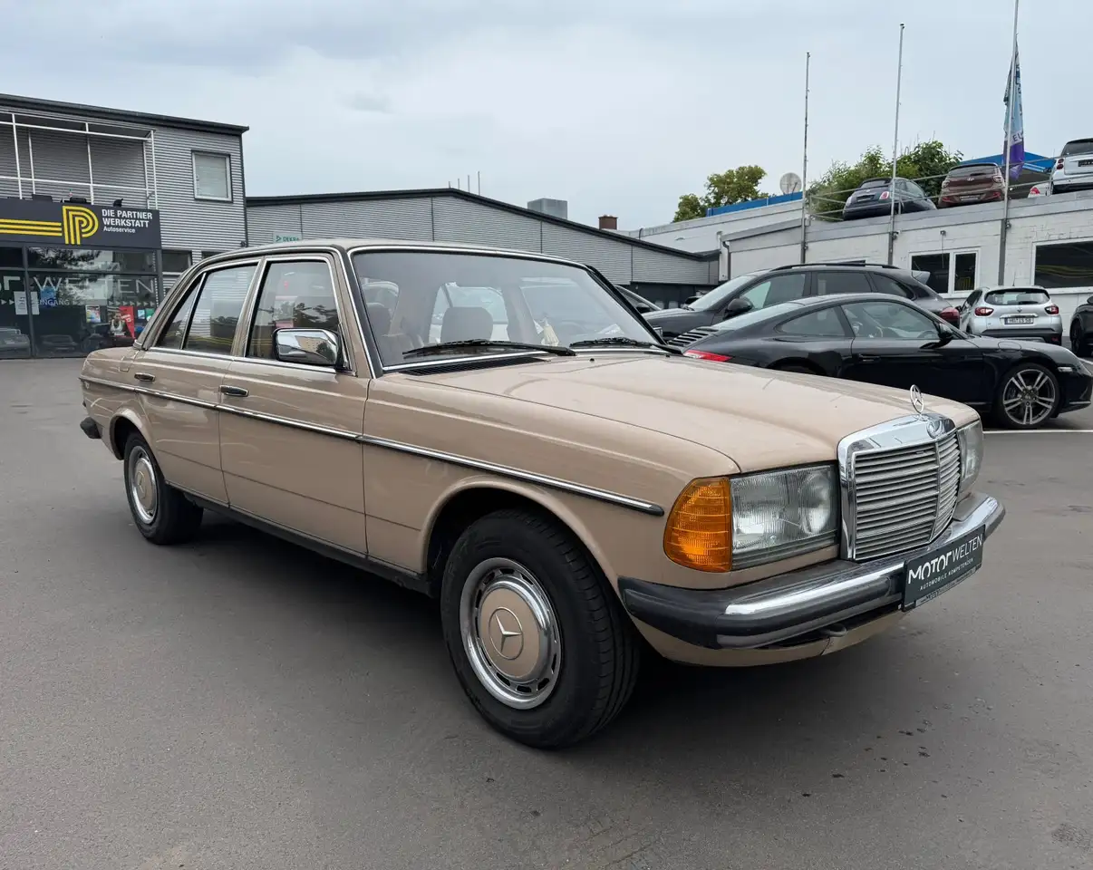 Mercedes-Benz 123, foto 8