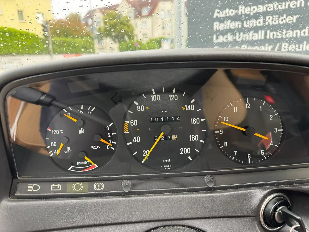 Mercedes-Benz 123, foto 9