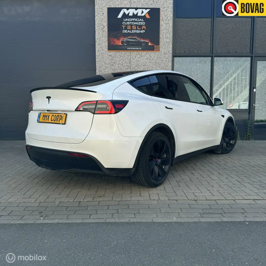 Tesla Model Y Wit 2024 RWD MMX PACK Wit - 1