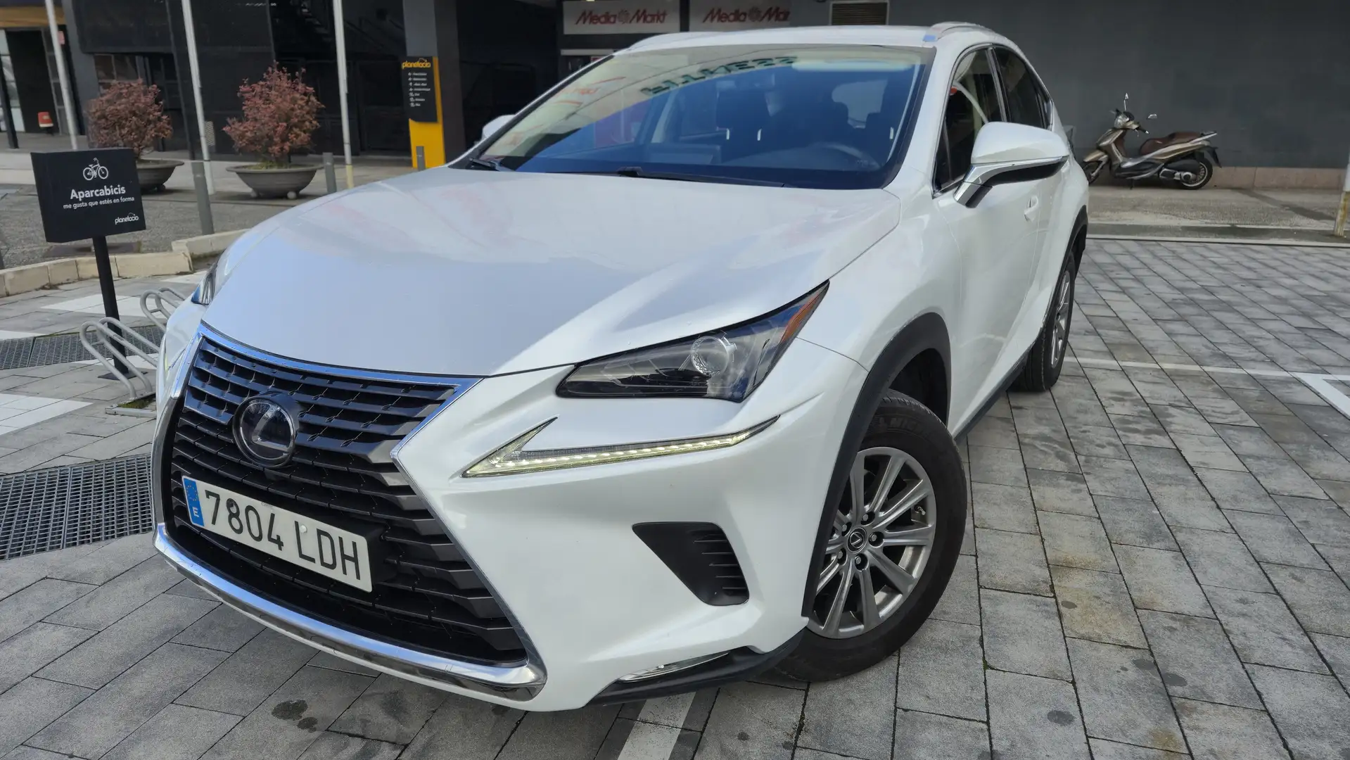 Lexus NX 300h NX 300h Business Navigation 2WD Business Navigation Blanco - 1