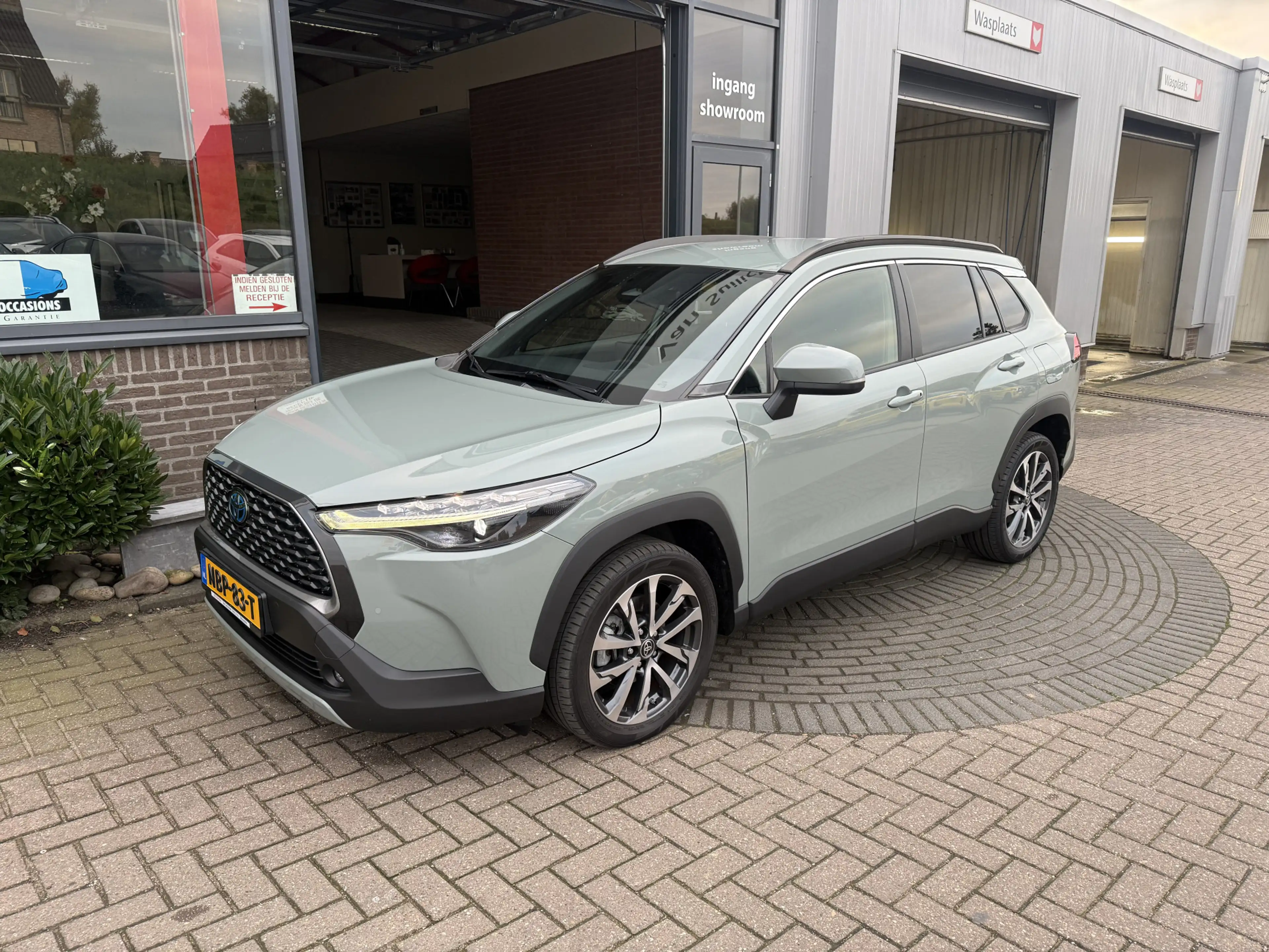 Toyota Corolla Cross 2.0 High Power Hybrid First Edition — photo 5