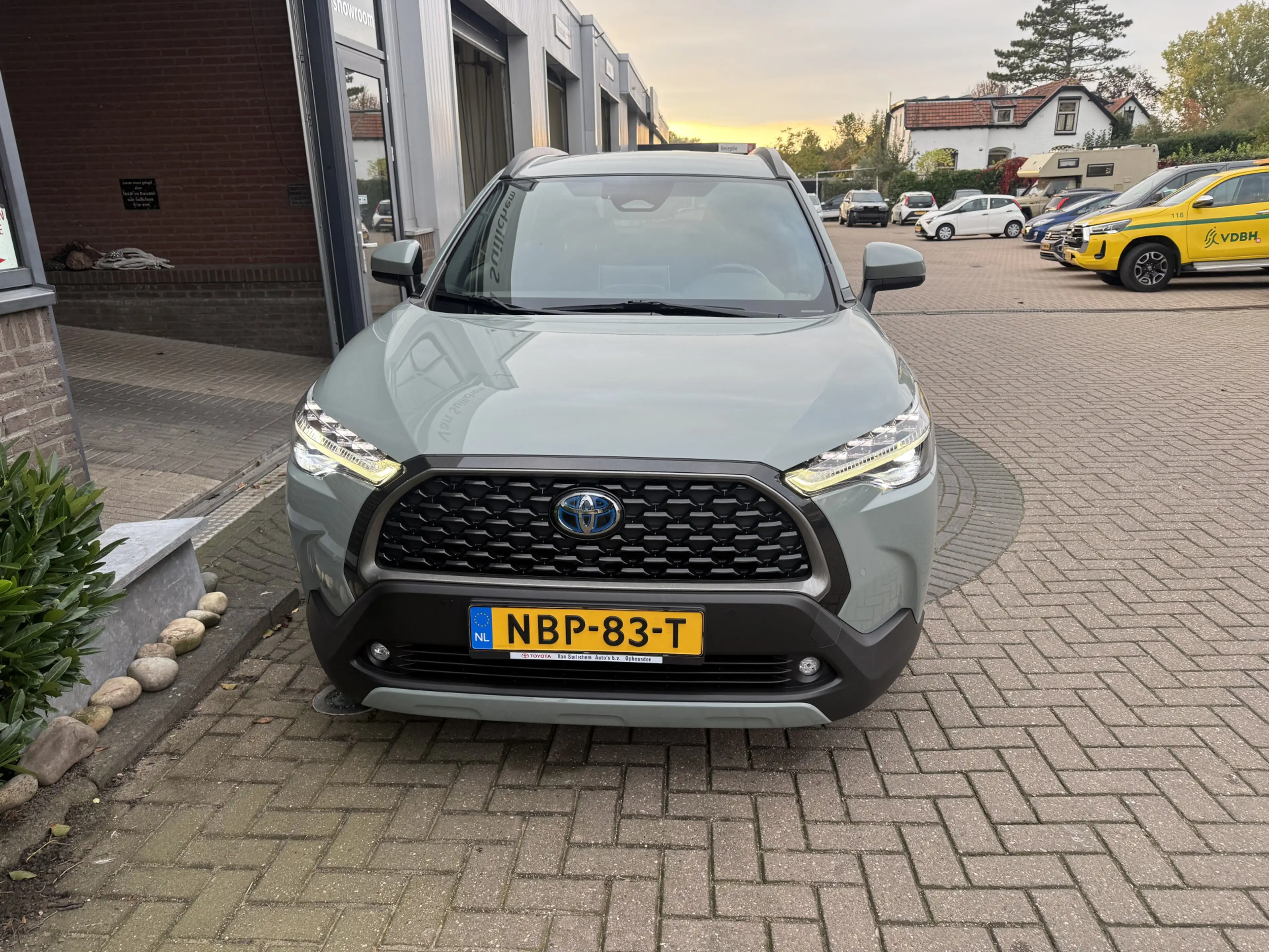 Toyota Corolla Cross 2.0 High Power Hybrid First Edition — photo 6
