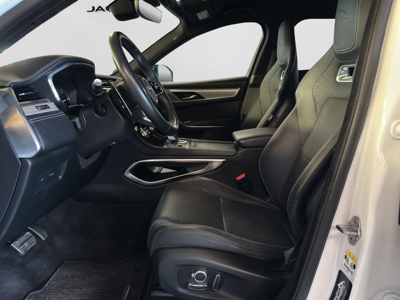 Jaguar F-Pace F-PACE D300 R-Dynamic SE AWD|BlackPack|AHK|Sport — photo 15