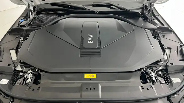 BMW i5 xDrive40 Ansicht 15