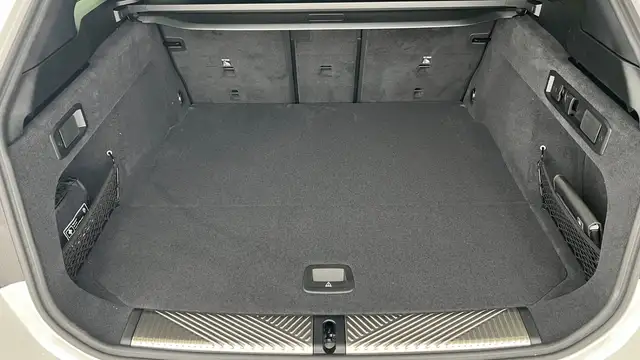 BMW i5 xDrive40 Ansicht 7