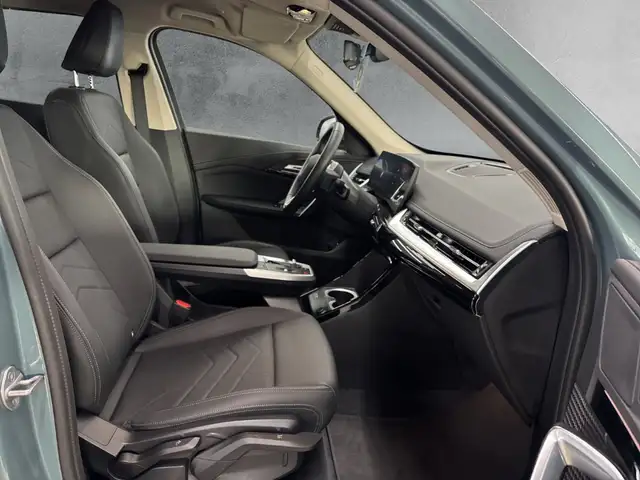 BMW X1 view 11